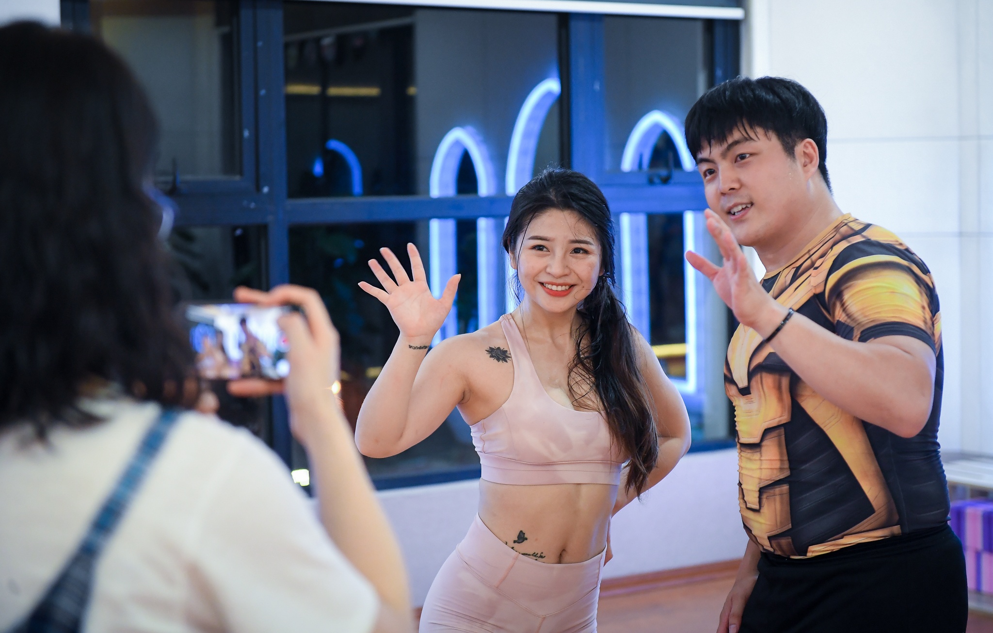 Hot girl múa côn sợ ế chồng ảnh 12 Hot girl mua con so e chong anh 12