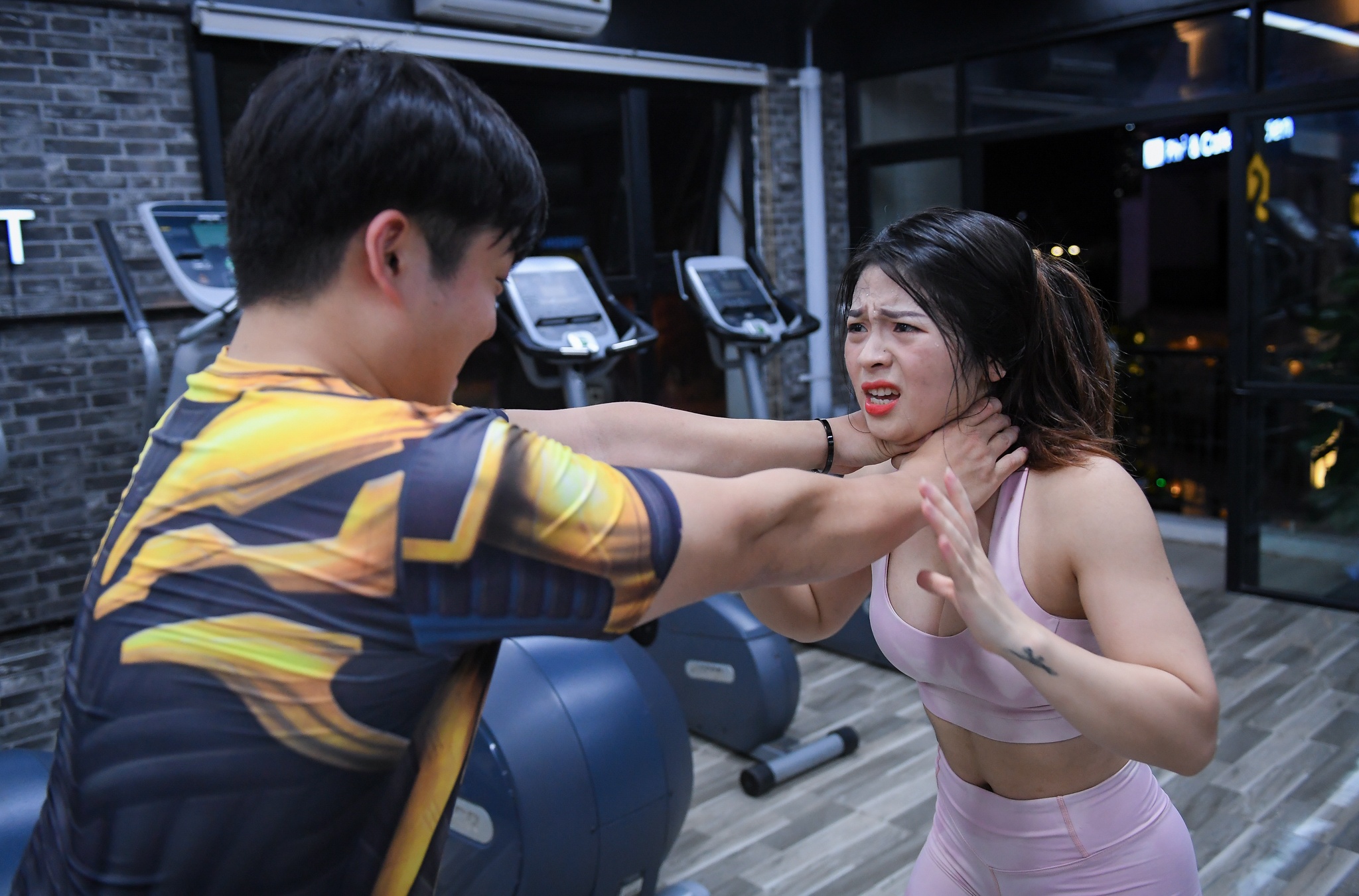 Hot girl múa côn sợ ế chồng ảnh 14 Hot girl mua con so e chong anh 14
