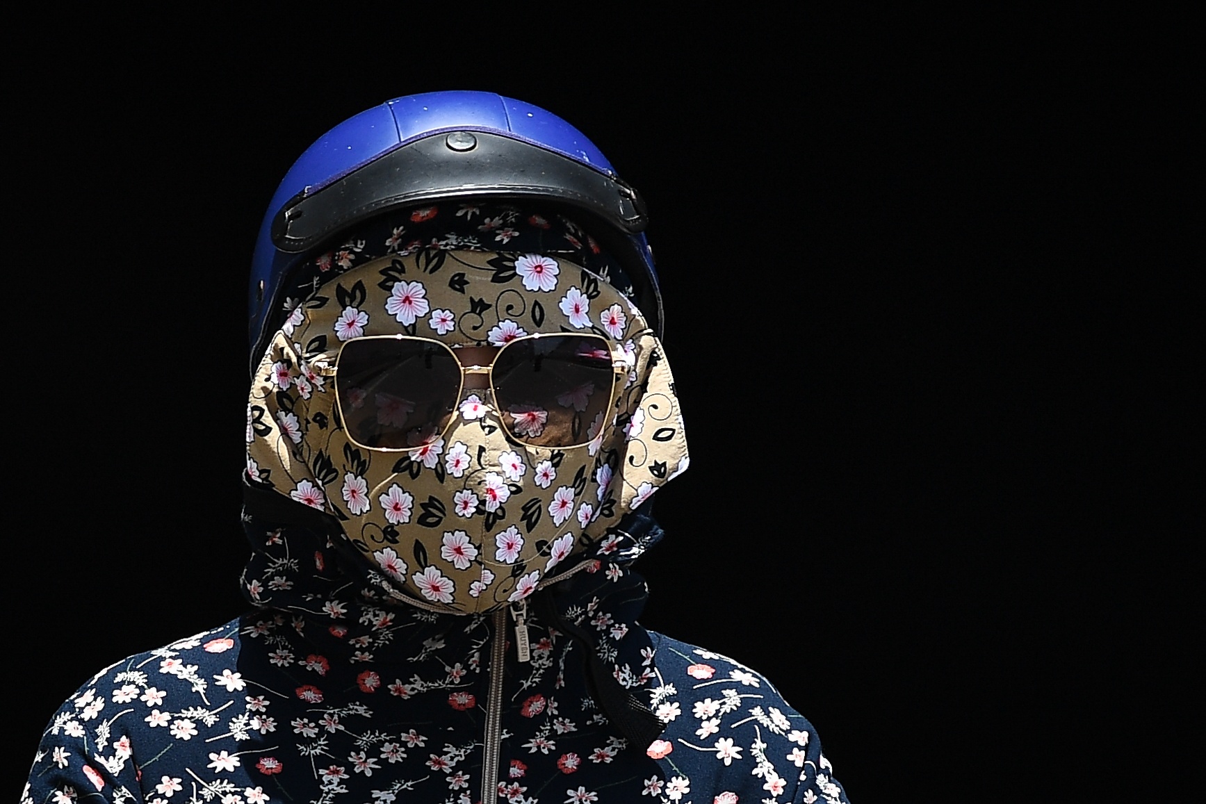 Khoanh khac ngo nghinh ngay nang nong bong rat hinh anh