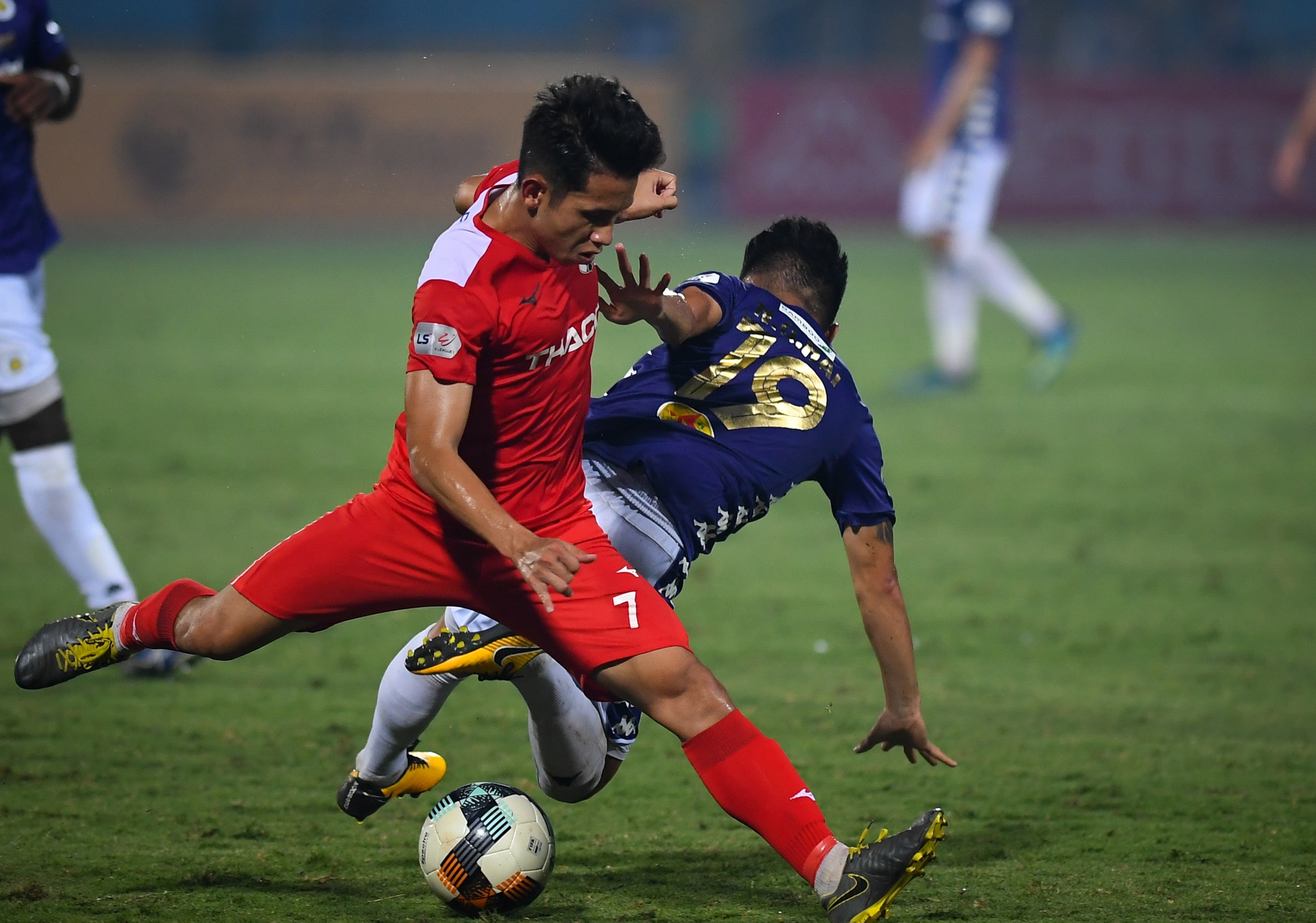 Huynh Anh lo lang khi Quang Hai bi pham loi anh 1