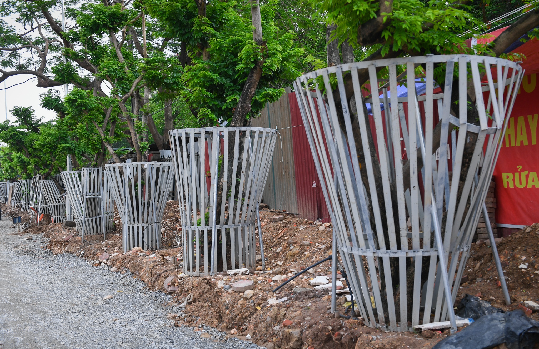 hang cay sua do mac ao giap sat anh 1