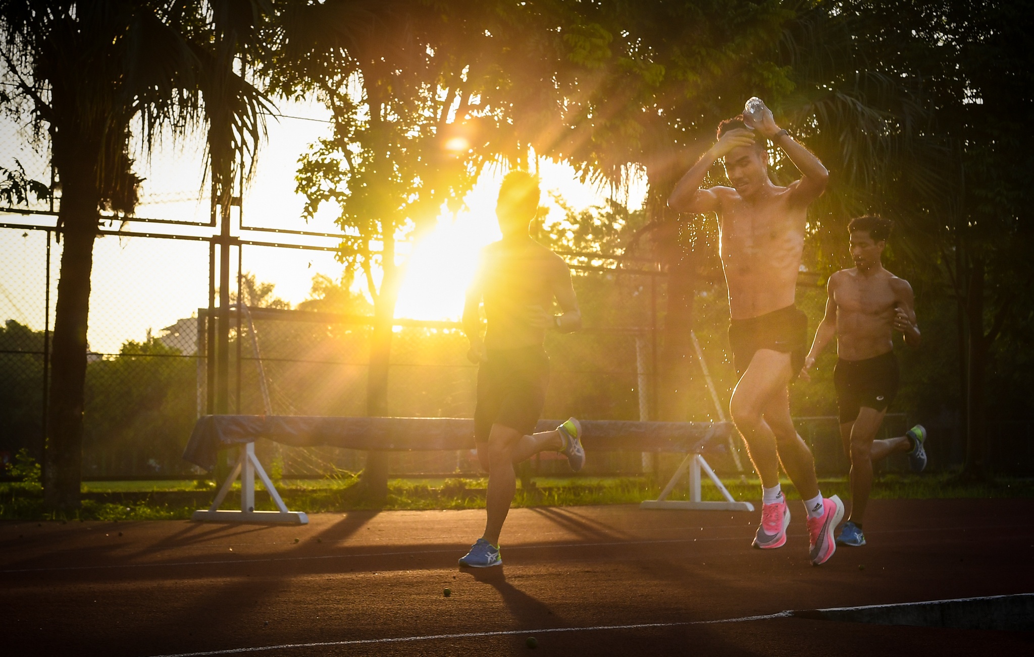 Van dong vien do nuoc da len dau anh 5