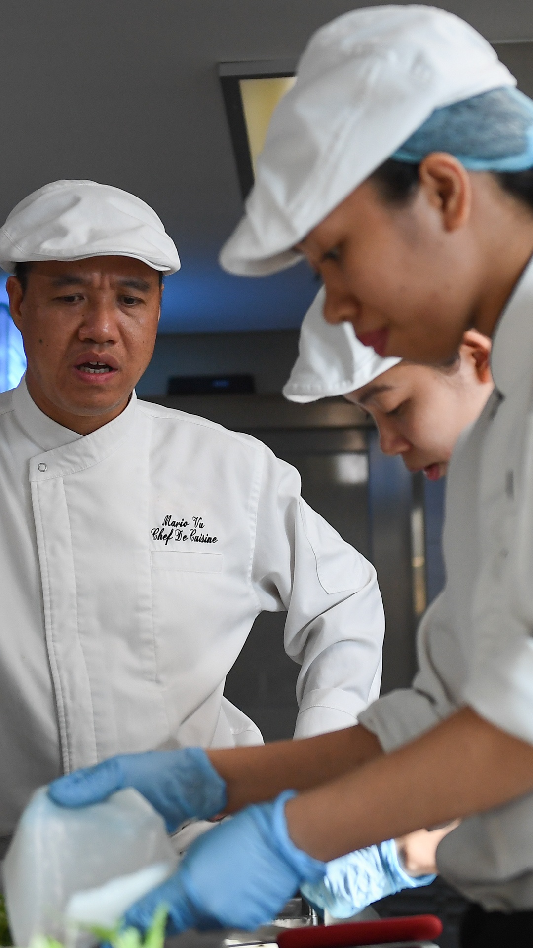 một ngày của bếp trưởng  ảnh 12 mot ngay cua bep truong anh 12