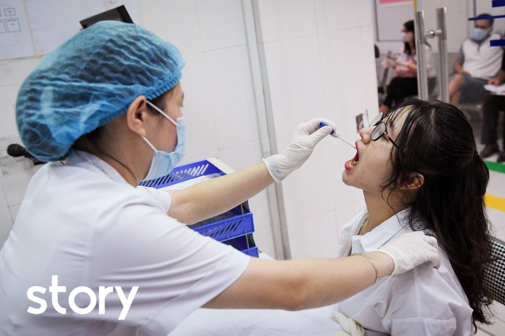 Cuoc song cua nu du hoc sinh sau khi khoi Covid-19 hinh anh