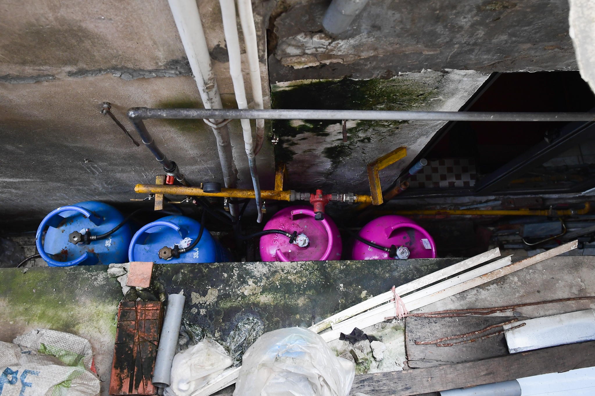 co so san xuat pate Minh Chay dong cua anh 6