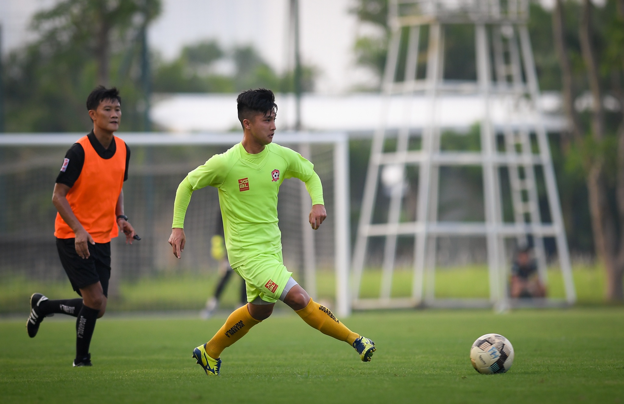 Mac Hong Quan ra mat cau lac bo Hai Phong anh 3