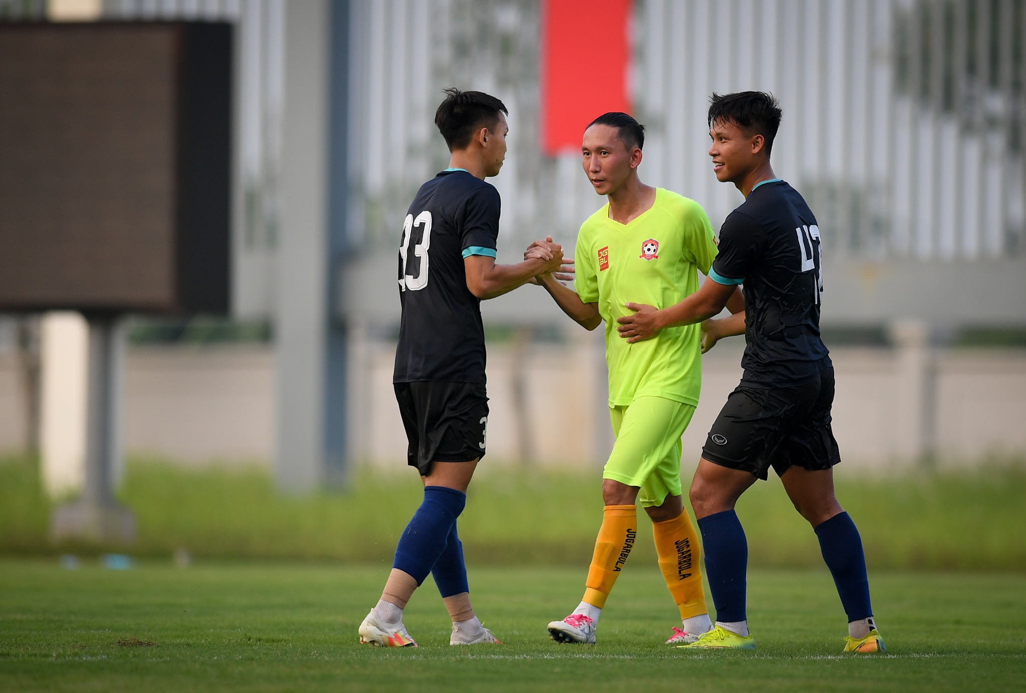 Mac Hong Quan ra mat cau lac bo Hai Phong anh 5