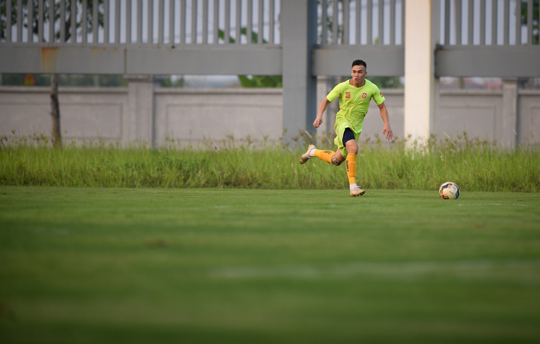 Mac Hong Quan ra mat cau lac bo Hai Phong anh 8