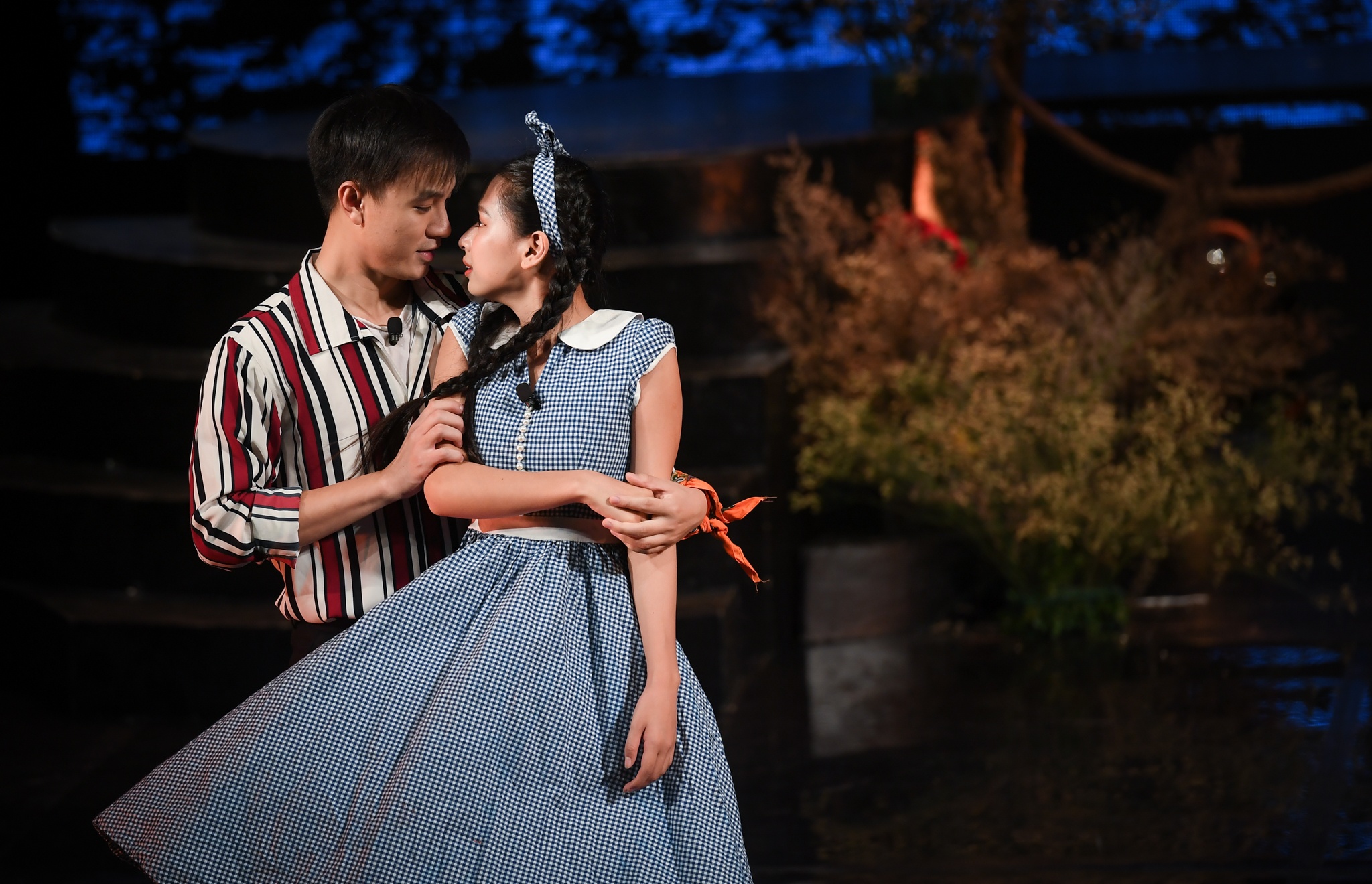 Thanh doan Ha Noi huong nghiep bang nhac kich anh 7