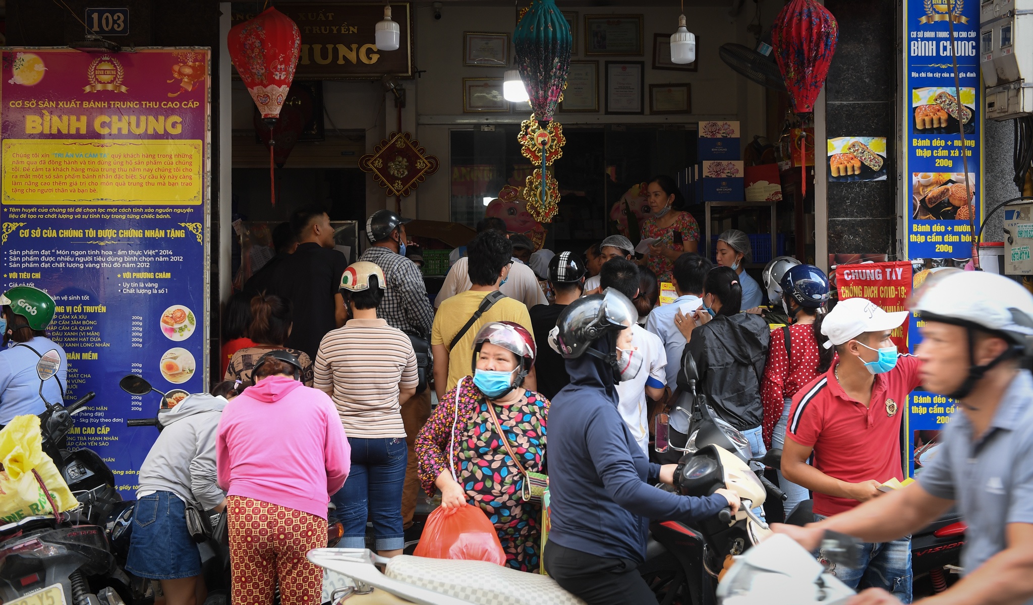 Thi truong banh trung thu truyen thong anh 7