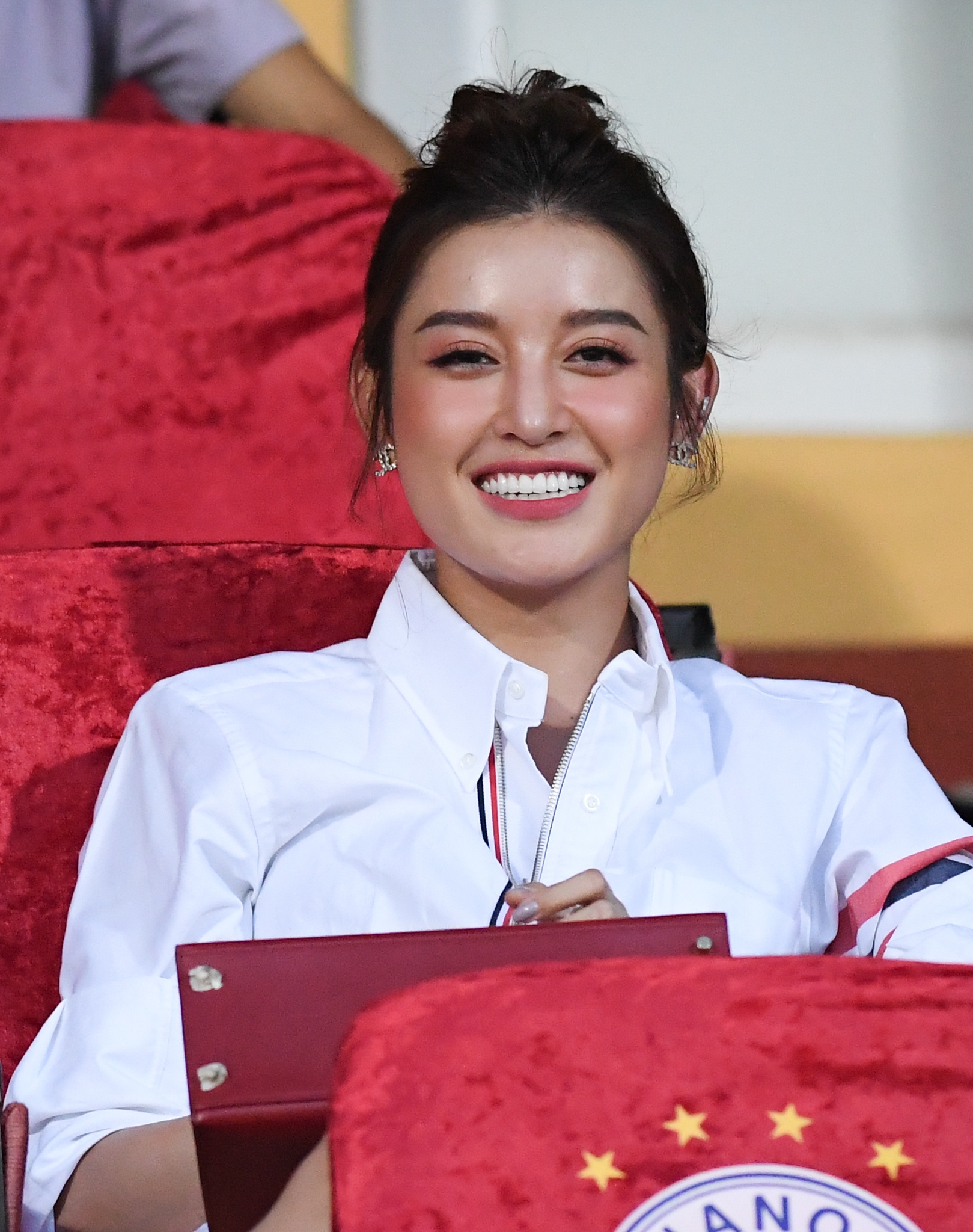 a hau Huyen My anh 1