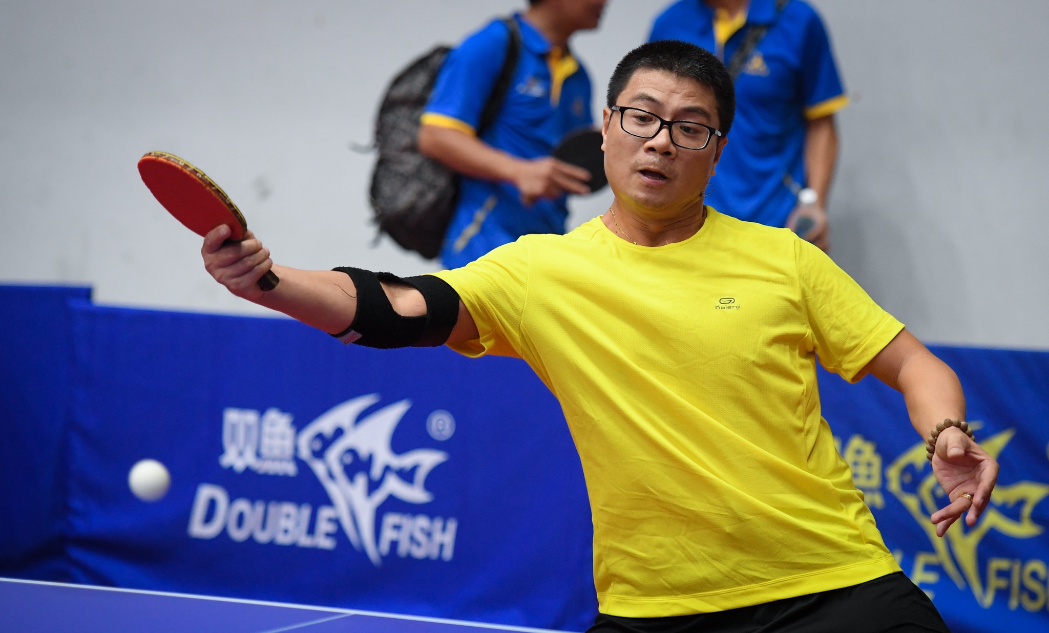 bong ban cup hoi nha bao anh 6