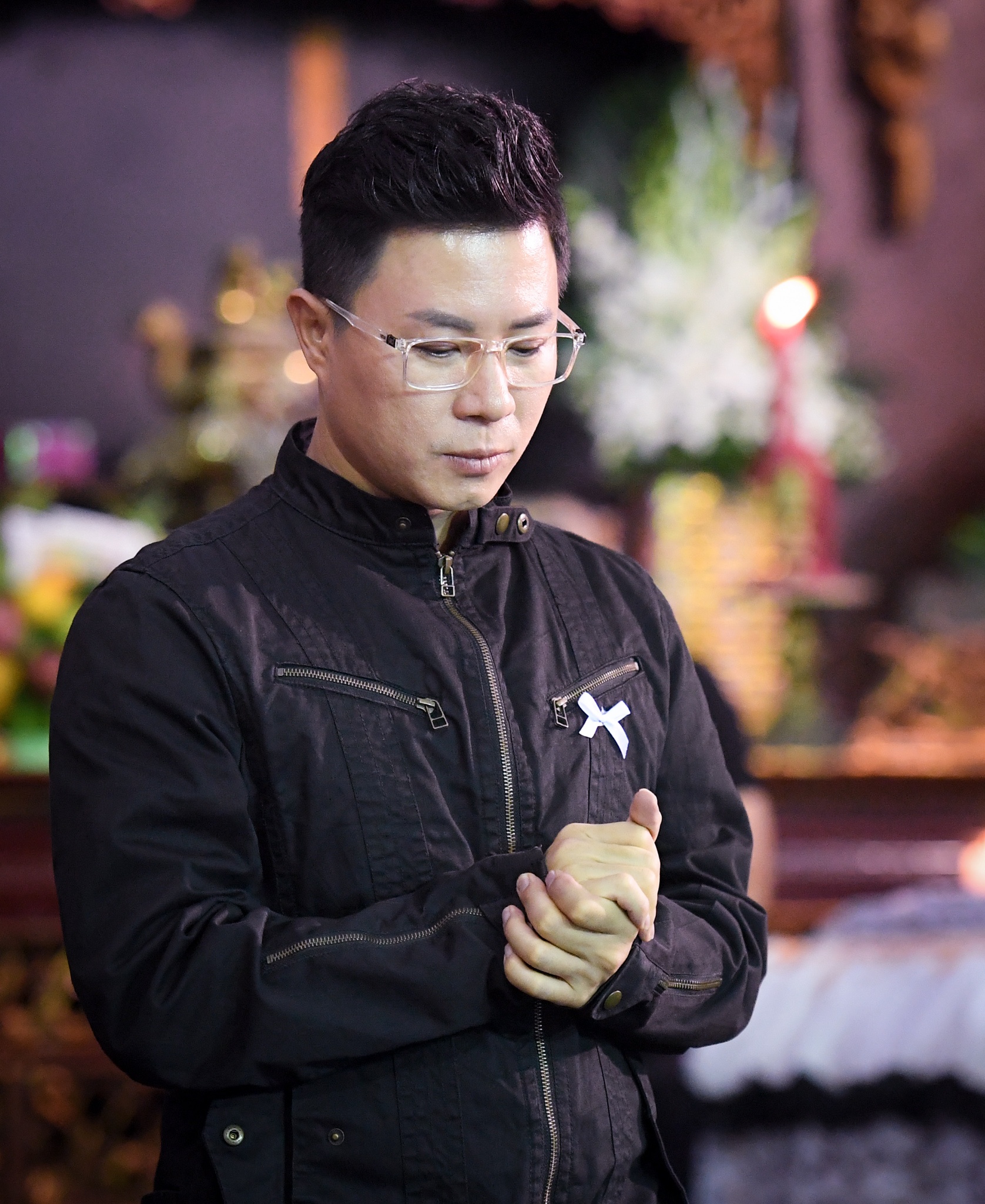 le vieng ca si tuan phuong anh 6