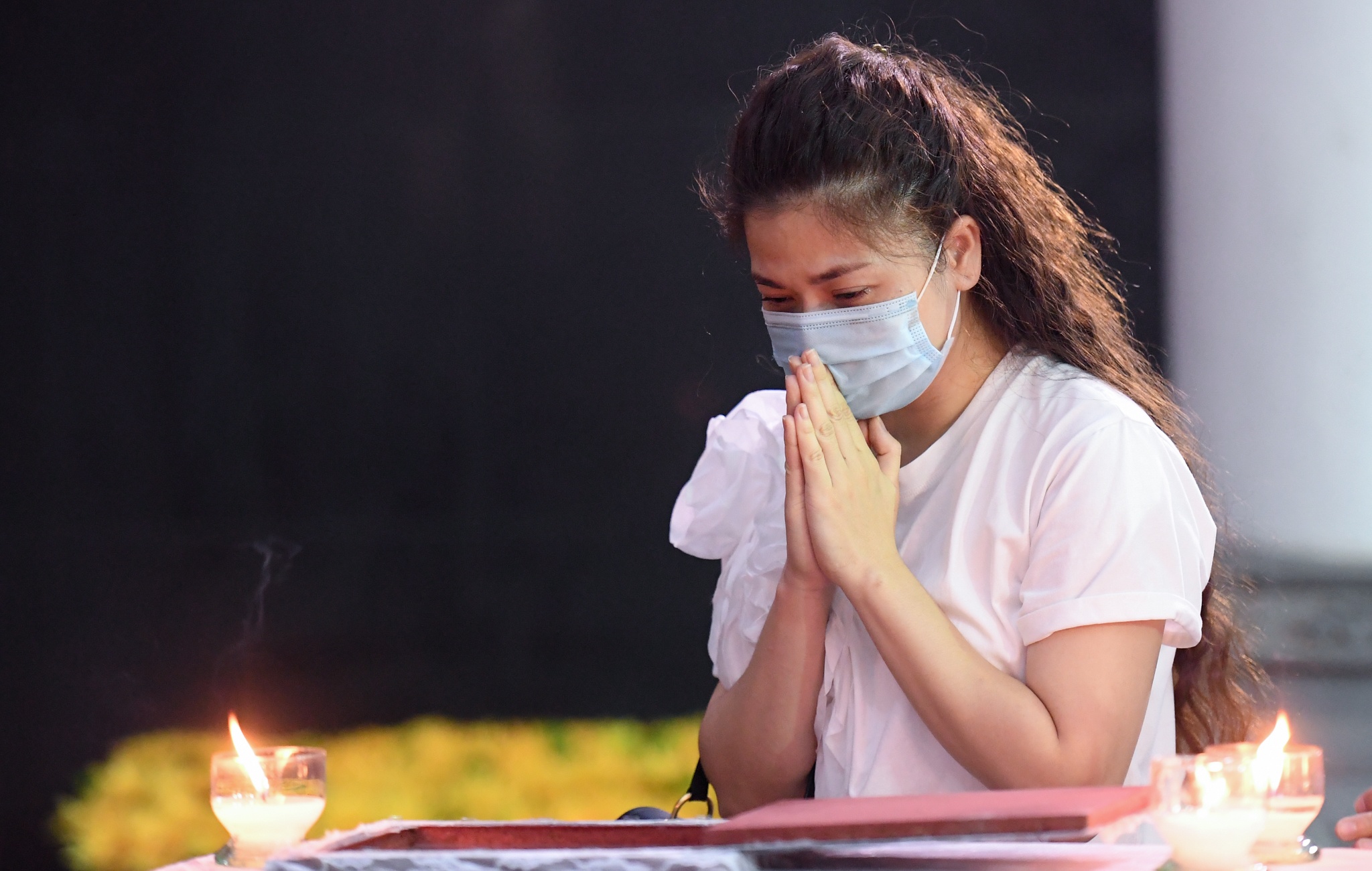 le vieng ca si tuan phuong anh 7