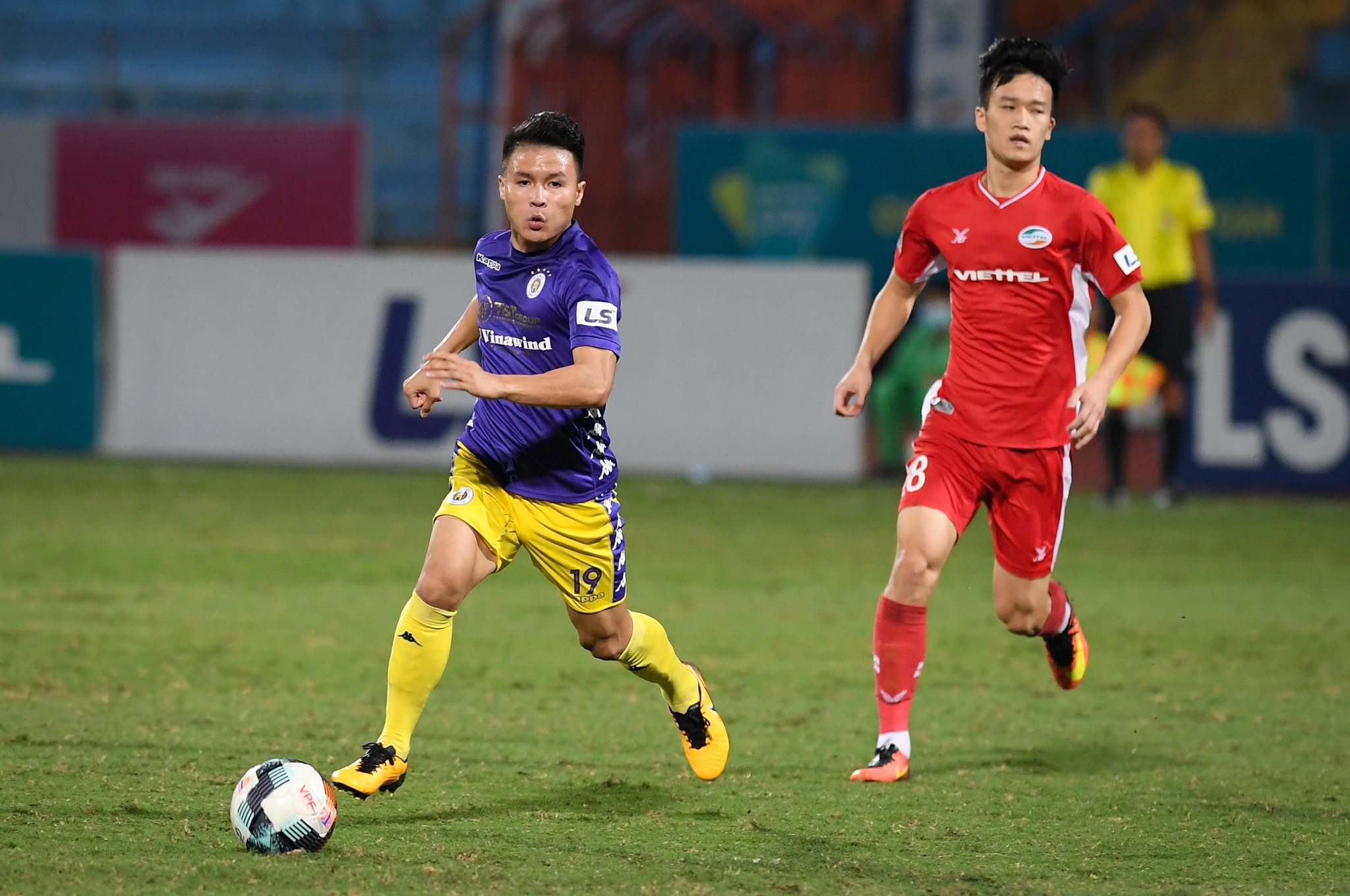 Quang Hai bo sinh nhat bau Hien anh 4