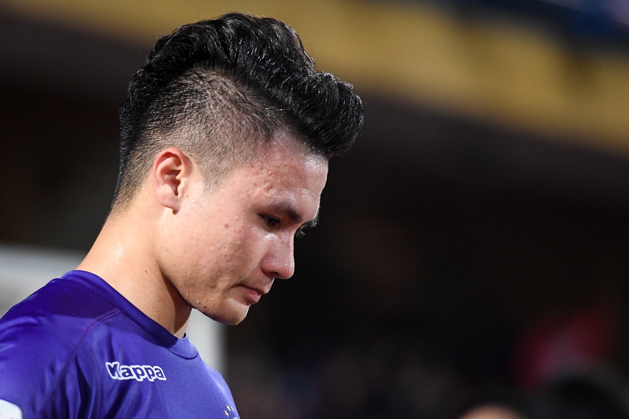 Quang Hai khong du sinh nhat bau Hien sau tran hoa Viettel hinh anh