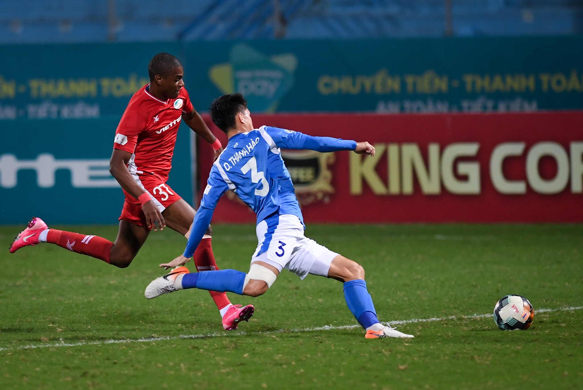 cau thu Viettel an mung anh 10