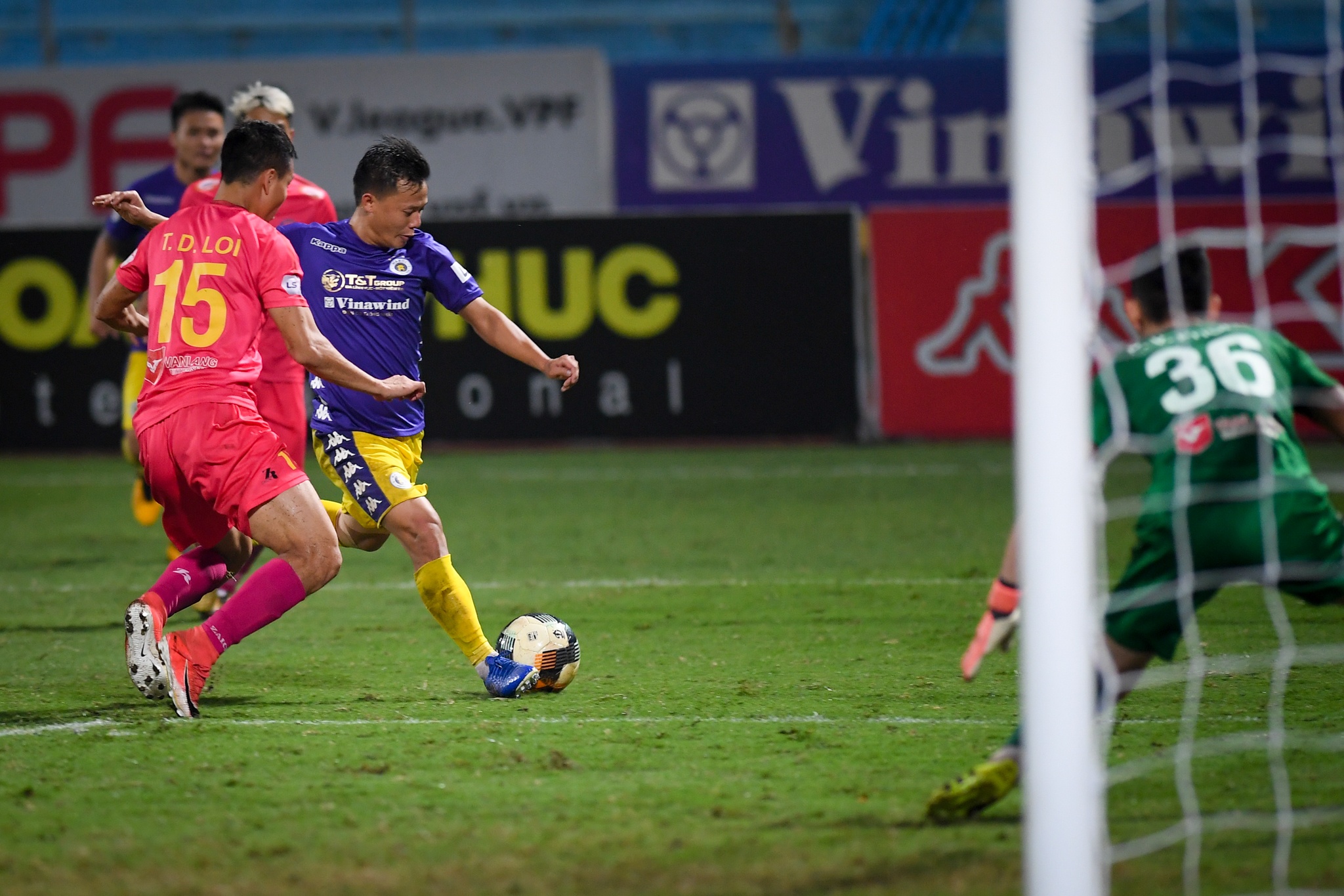 Quang Hai toa sang anh 6