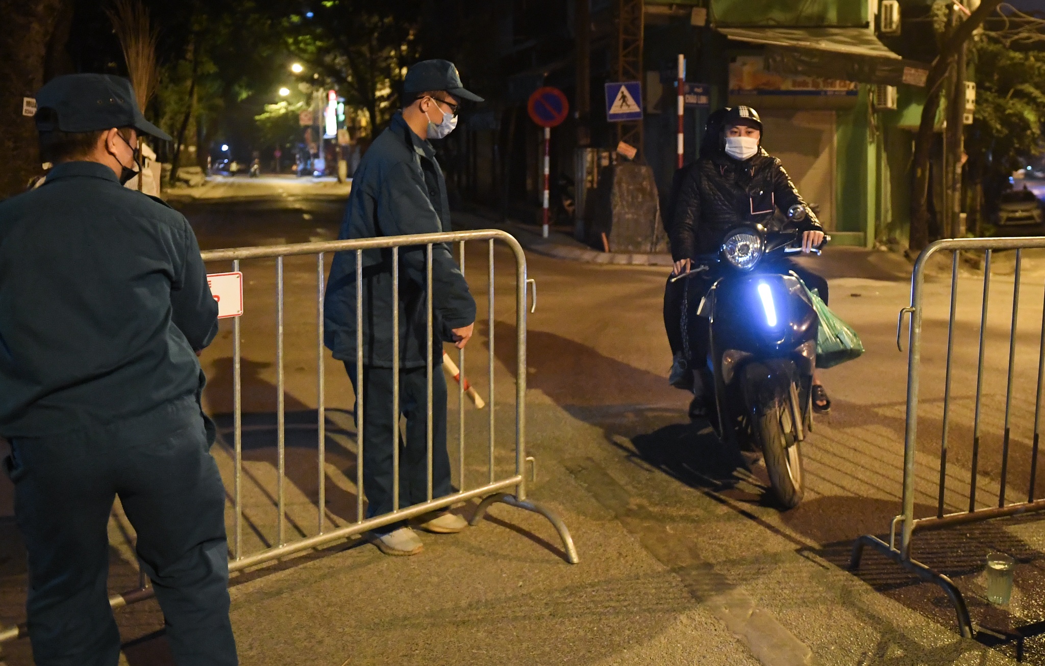 di doi qua bom nang 340 kg anh 1