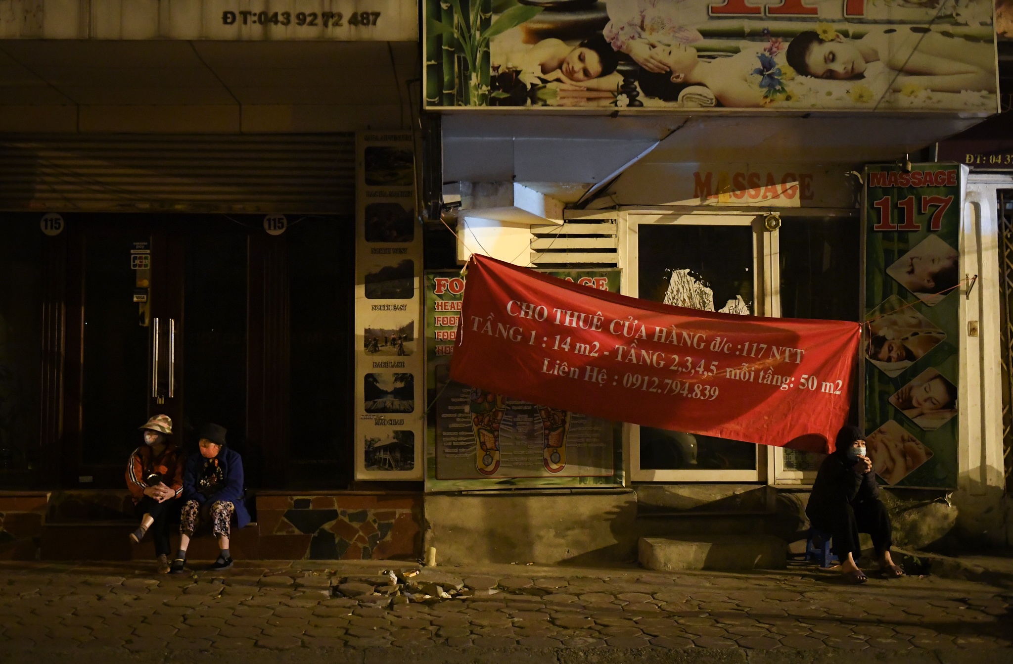 di doi qua bom nang 340 kg anh 3