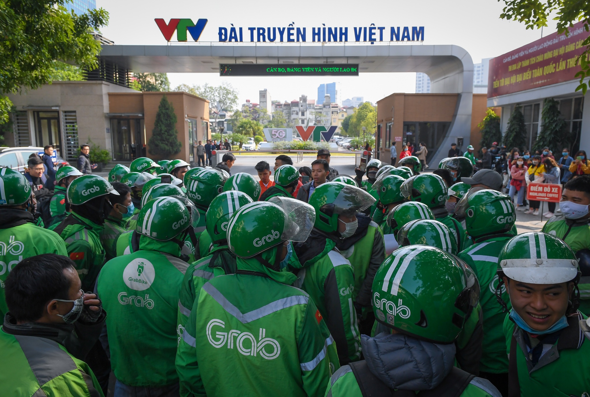 tài xế Grab biểu tình ảnh 3 tai xe Grab bieu tinh anh 3