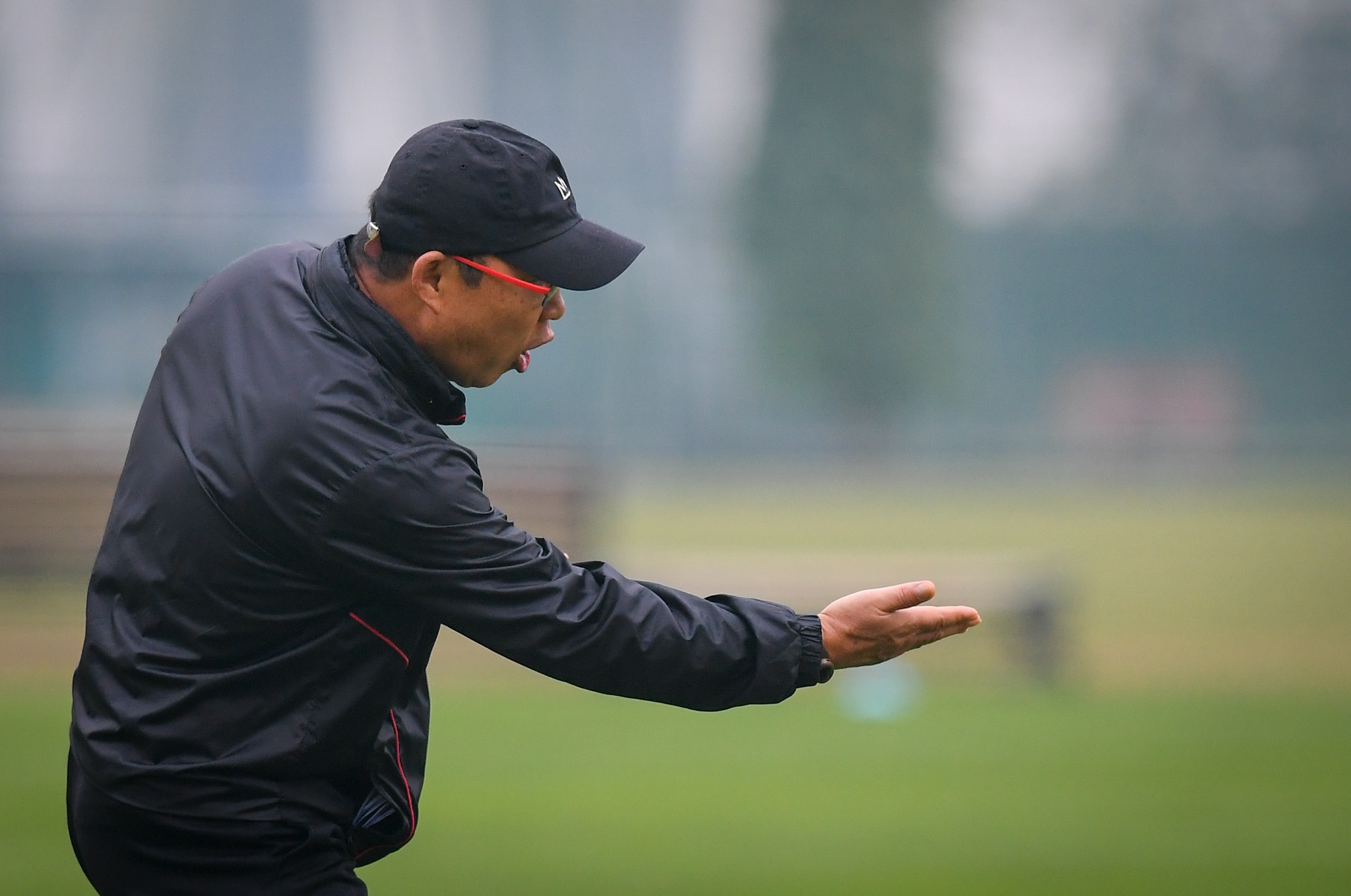 Cong Phuong tap trung cung doi tuyen anh 8