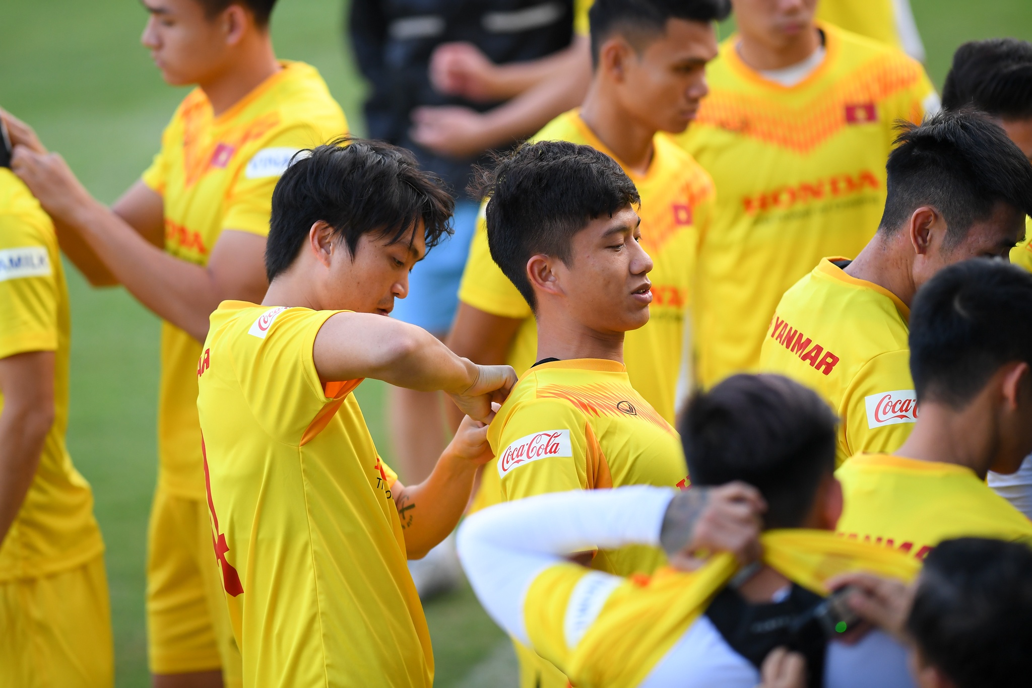 Hai Long chan thuong anh 4