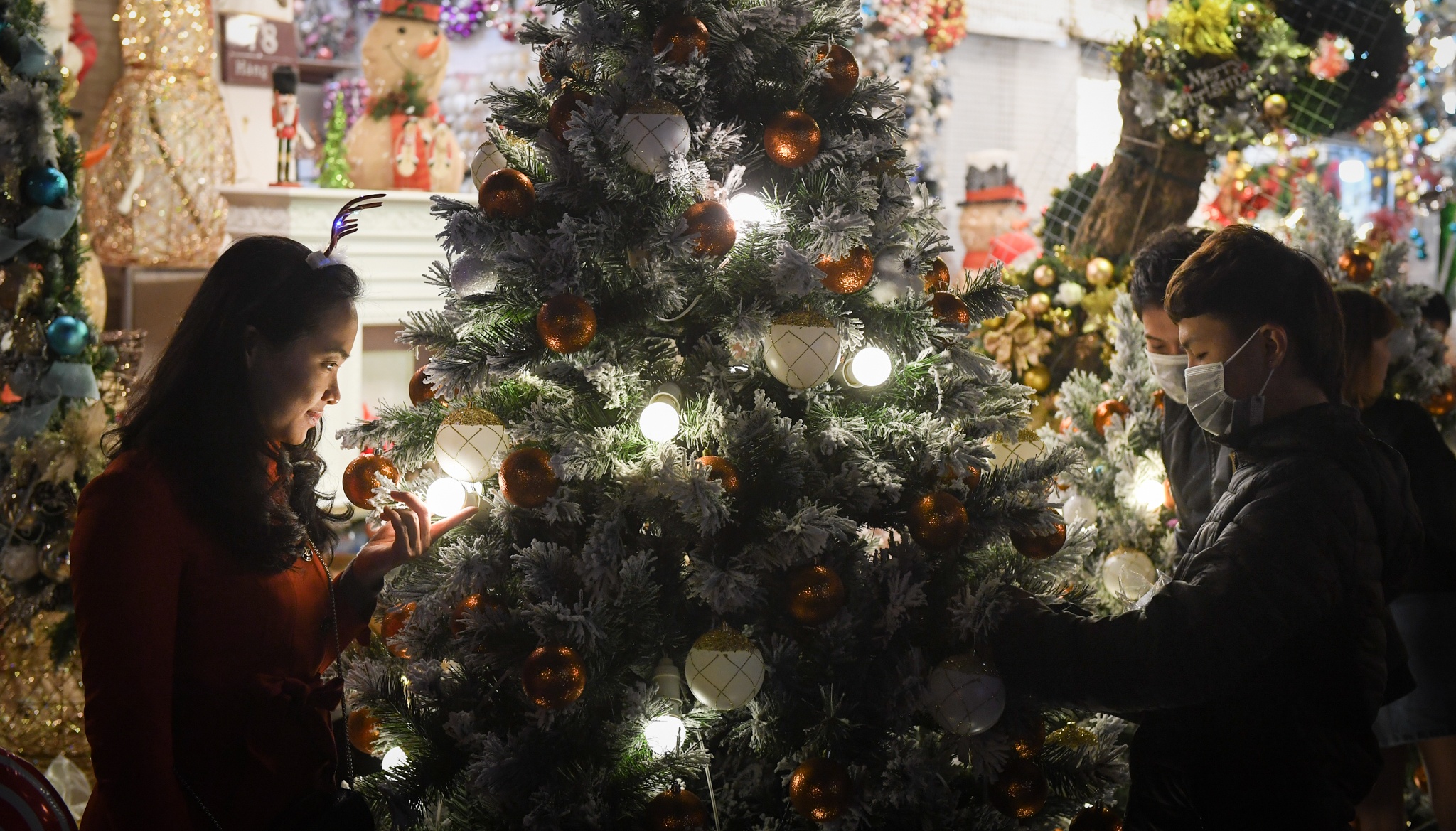 thu phi chup anh o pho Hang Ma anh 6