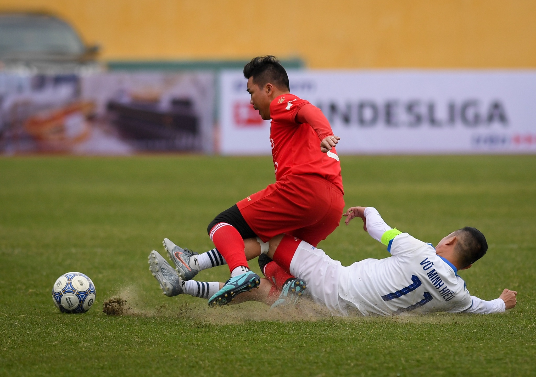 Cac cuu danh thu CLB Quan doi va Cong an Ha Noi tai dau sau 25 nam hinh anh