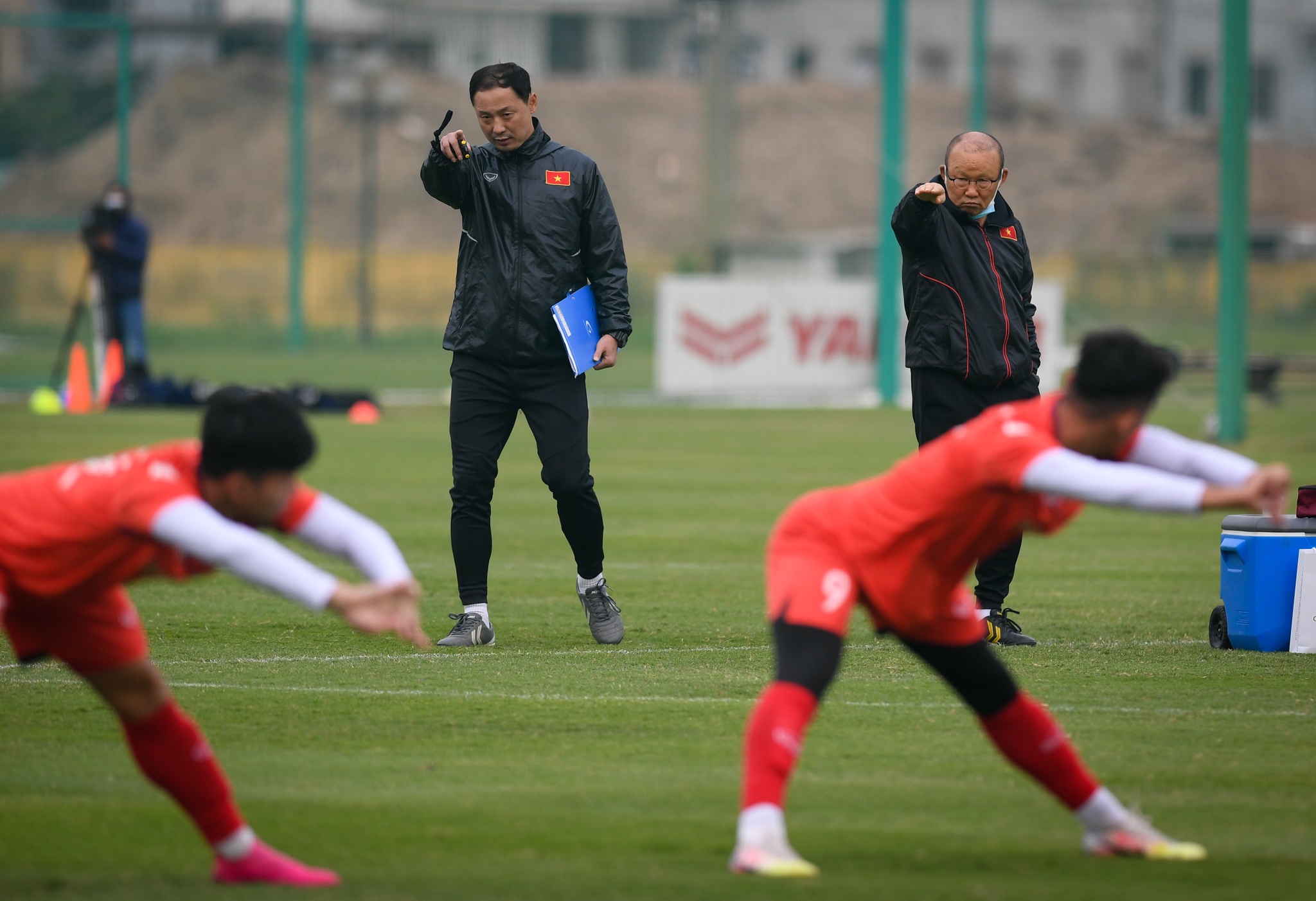 thay Park chi dao ca 2 doi tuyen anh 2