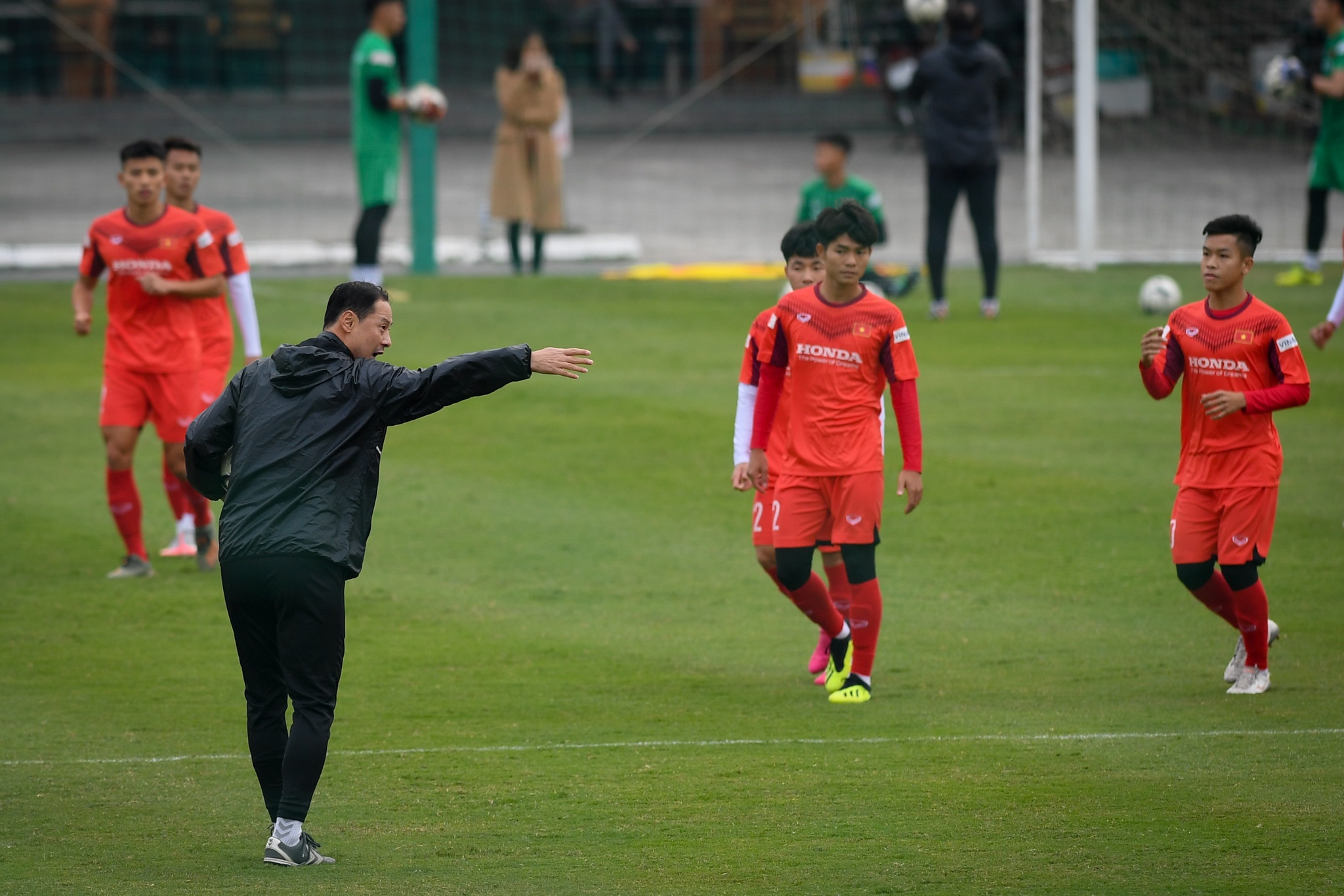thay Park chi dao ca 2 doi tuyen anh 8