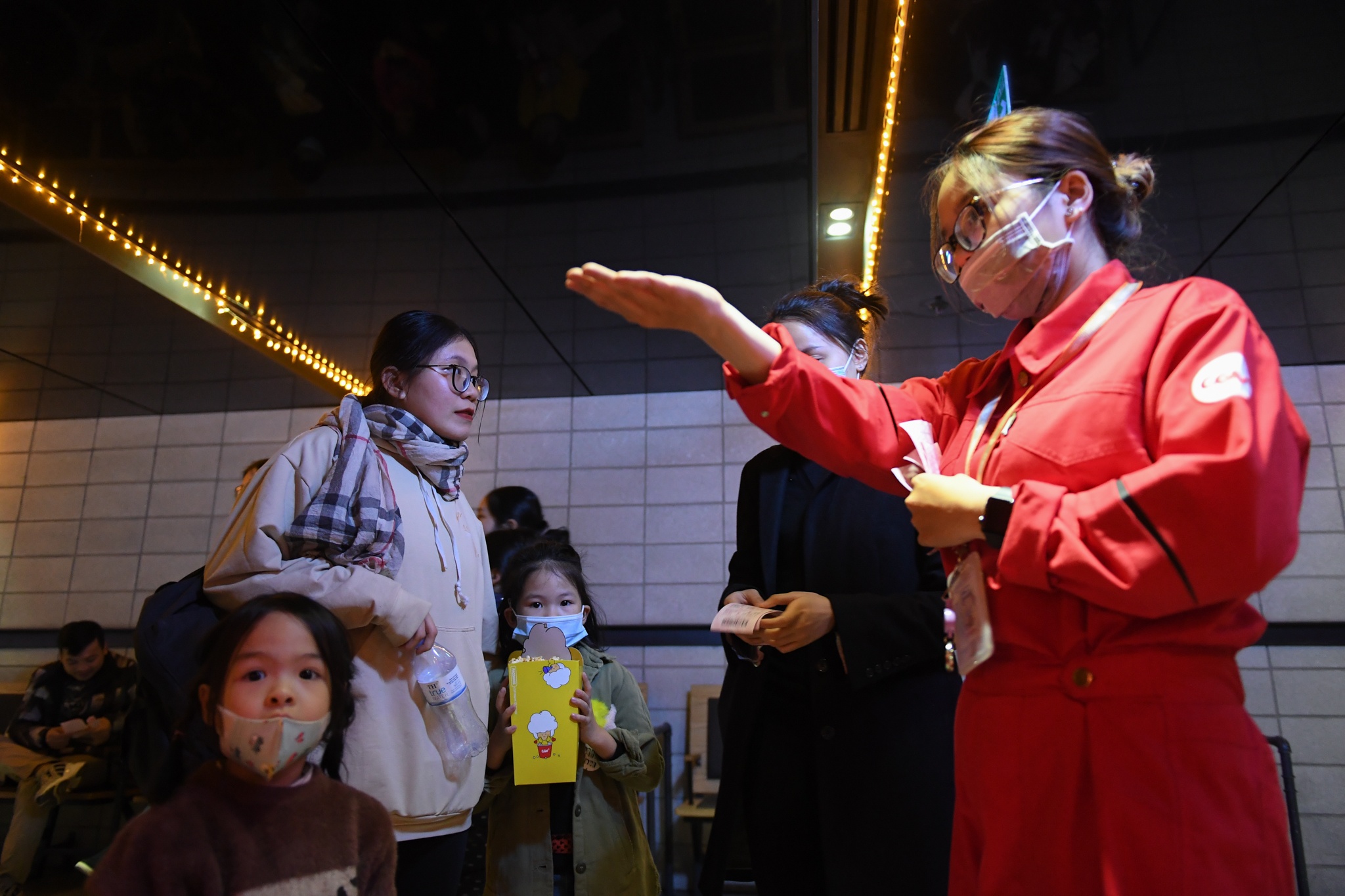 nguoi Ha Noi di choi tet duong lich anh 10