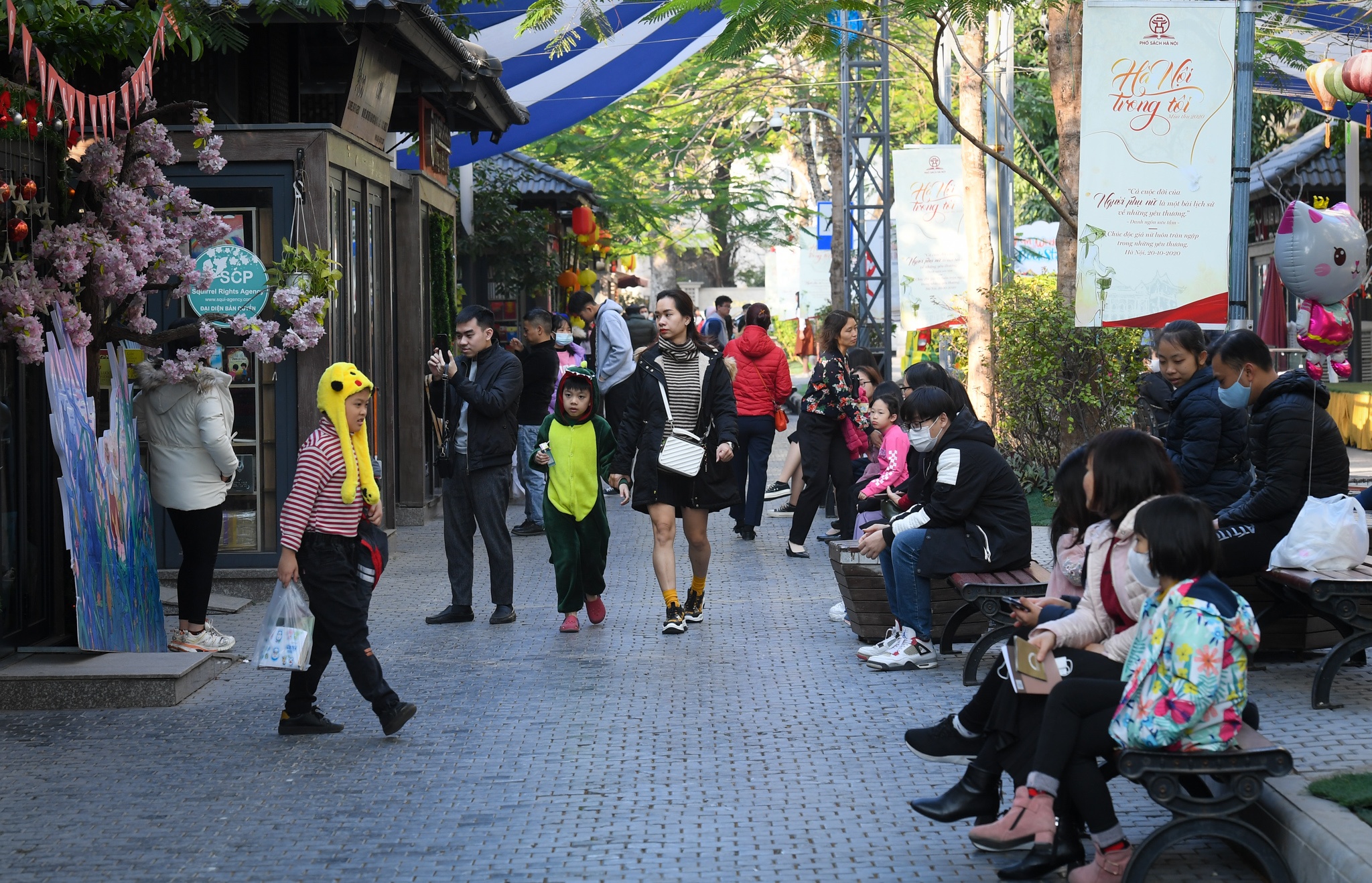 nguoi Ha Noi di choi tet duong lich anh 6