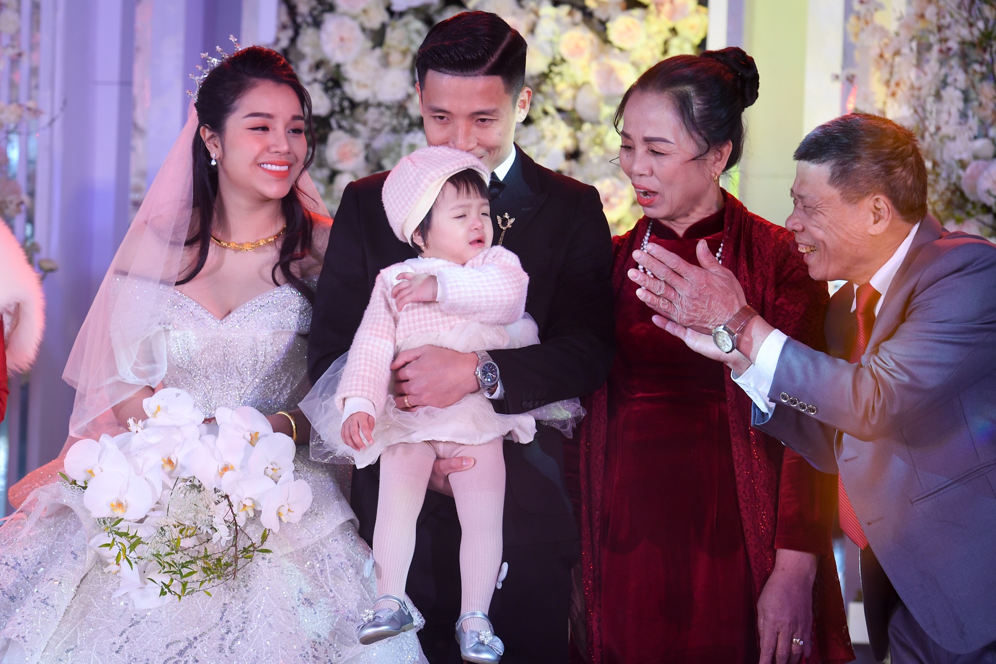 le cuoi Bui Tien Dung anh 3