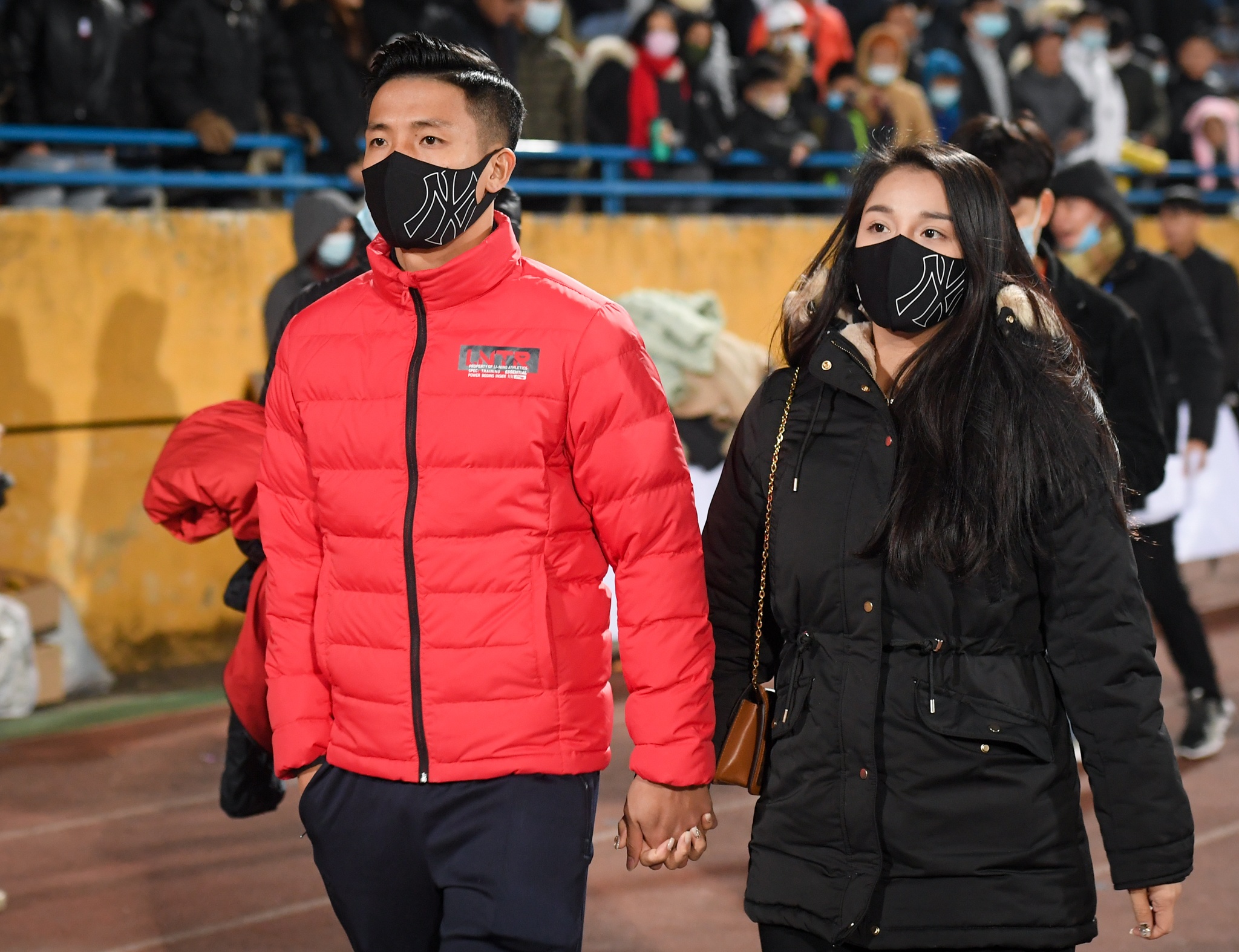 vo chong Bui Tien Dung anh 1