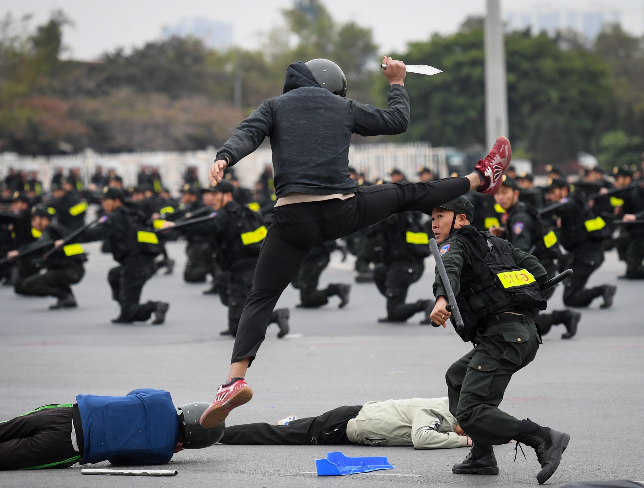 Xuat quan bao ve Dai hoi Dang toan quoc anh 14