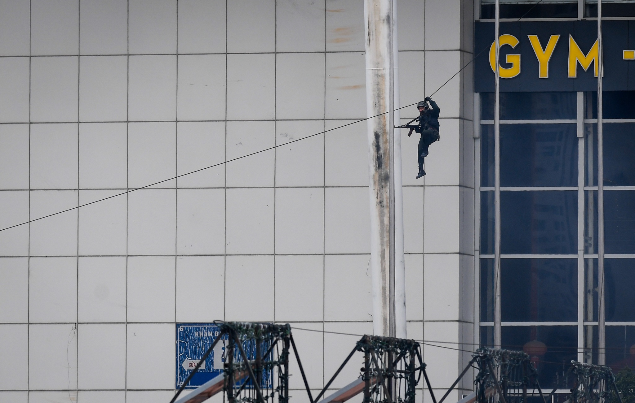 Xuat quan bao ve Dai hoi Dang toan quoc anh 33