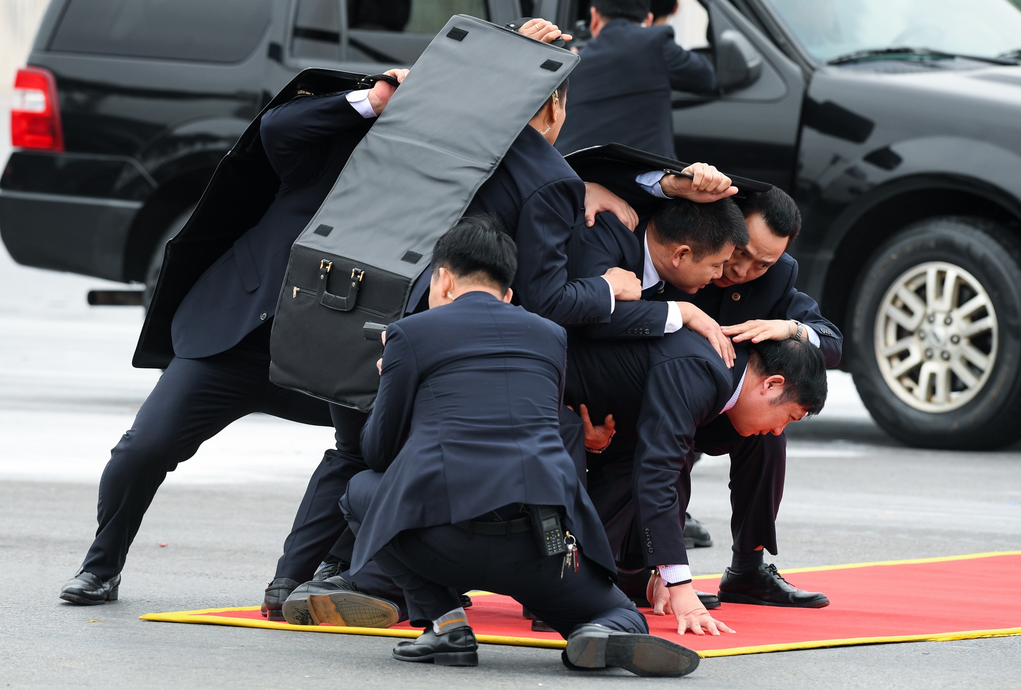 Xuat quan bao ve Dai hoi Dang toan quoc anh 28