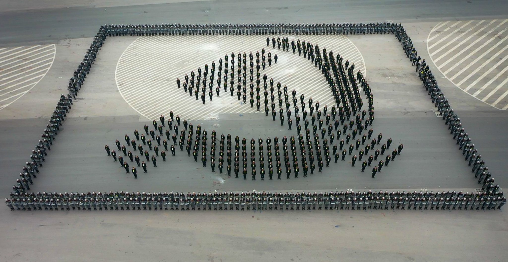 Xuat quan bao ve Dai hoi Dang toan quoc anh 38