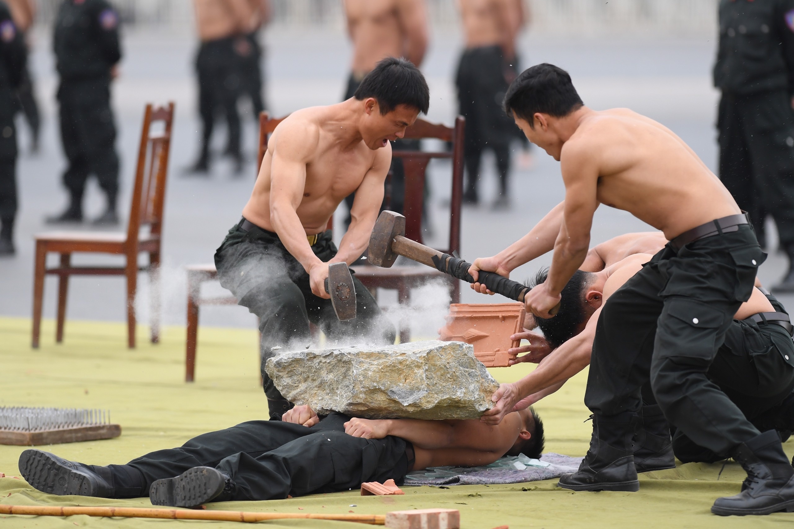 Xuat quan bao ve Dai hoi Dang toan quoc anh 23