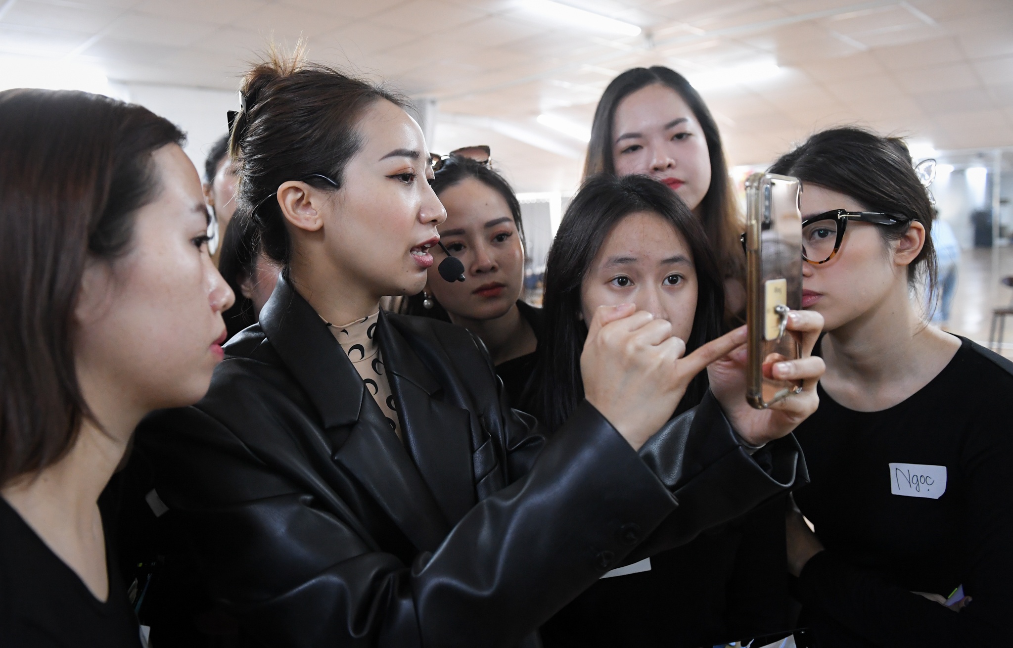 lop day chup anh song ao anh 3