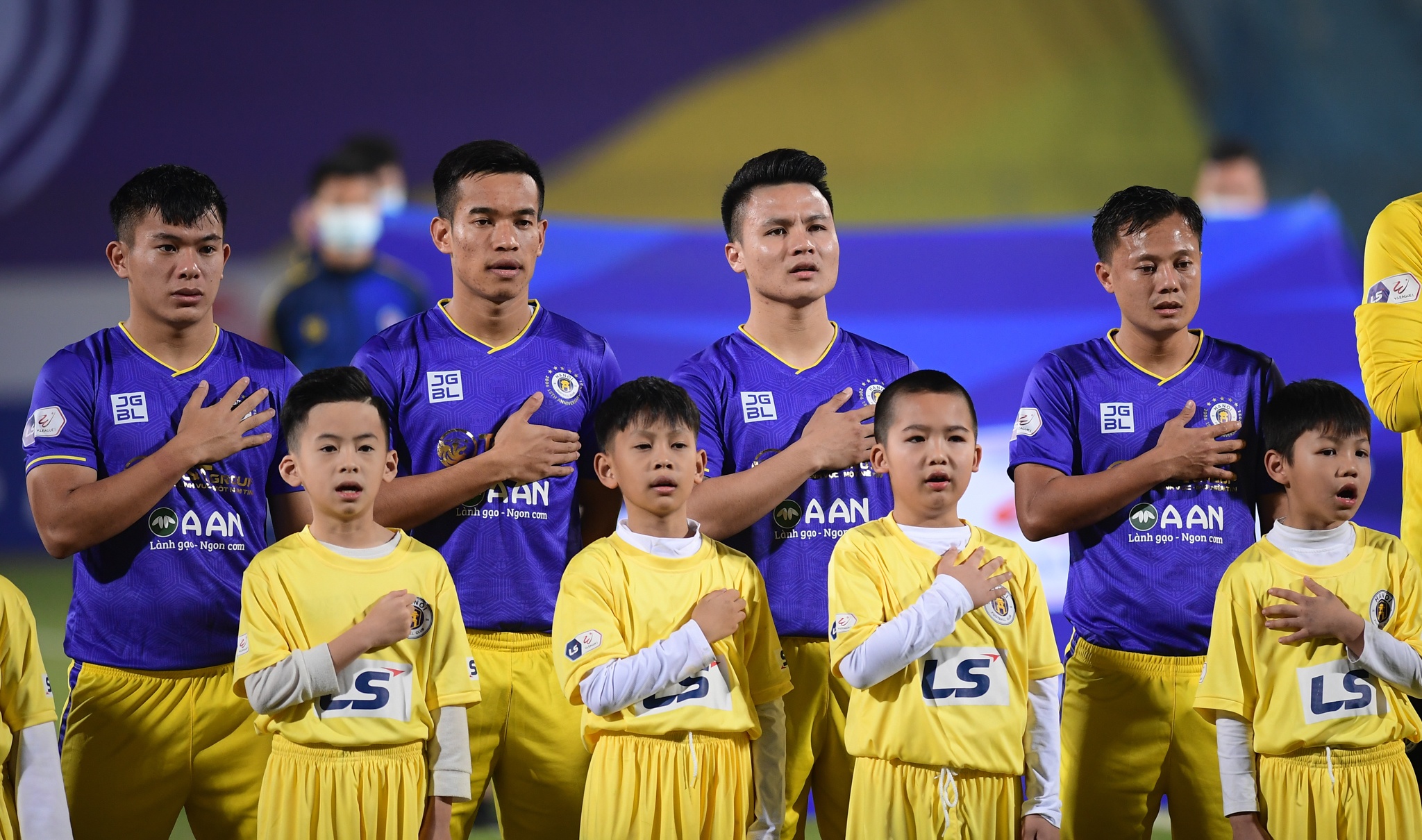 cau thu nam lun cua CLB Ha Noi anh 1