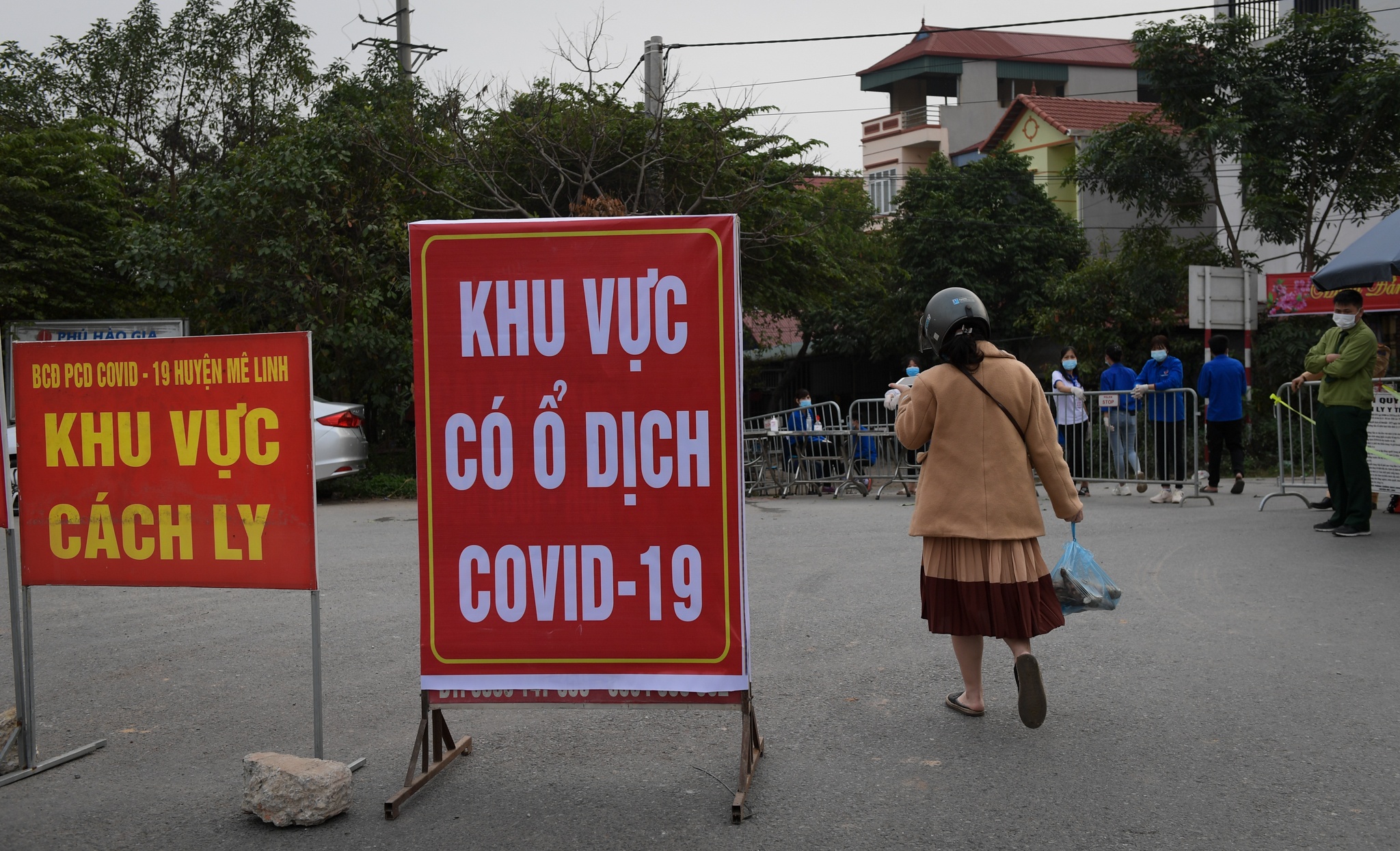 phong toa thon Bach Tru anh 1