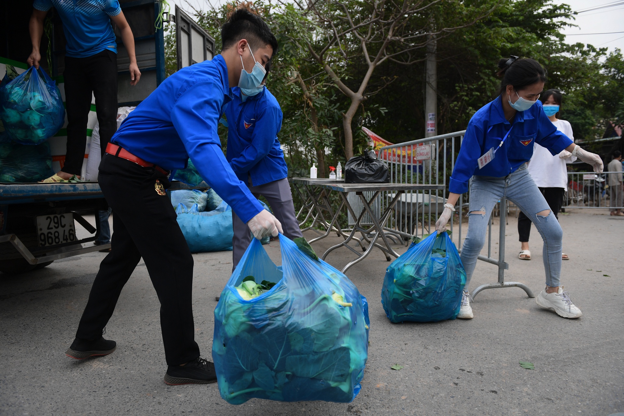 phong toa thon Bach Tru anh 2