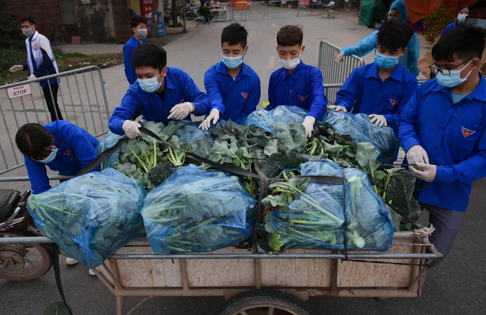 phong toa thon Bach Tru anh 3