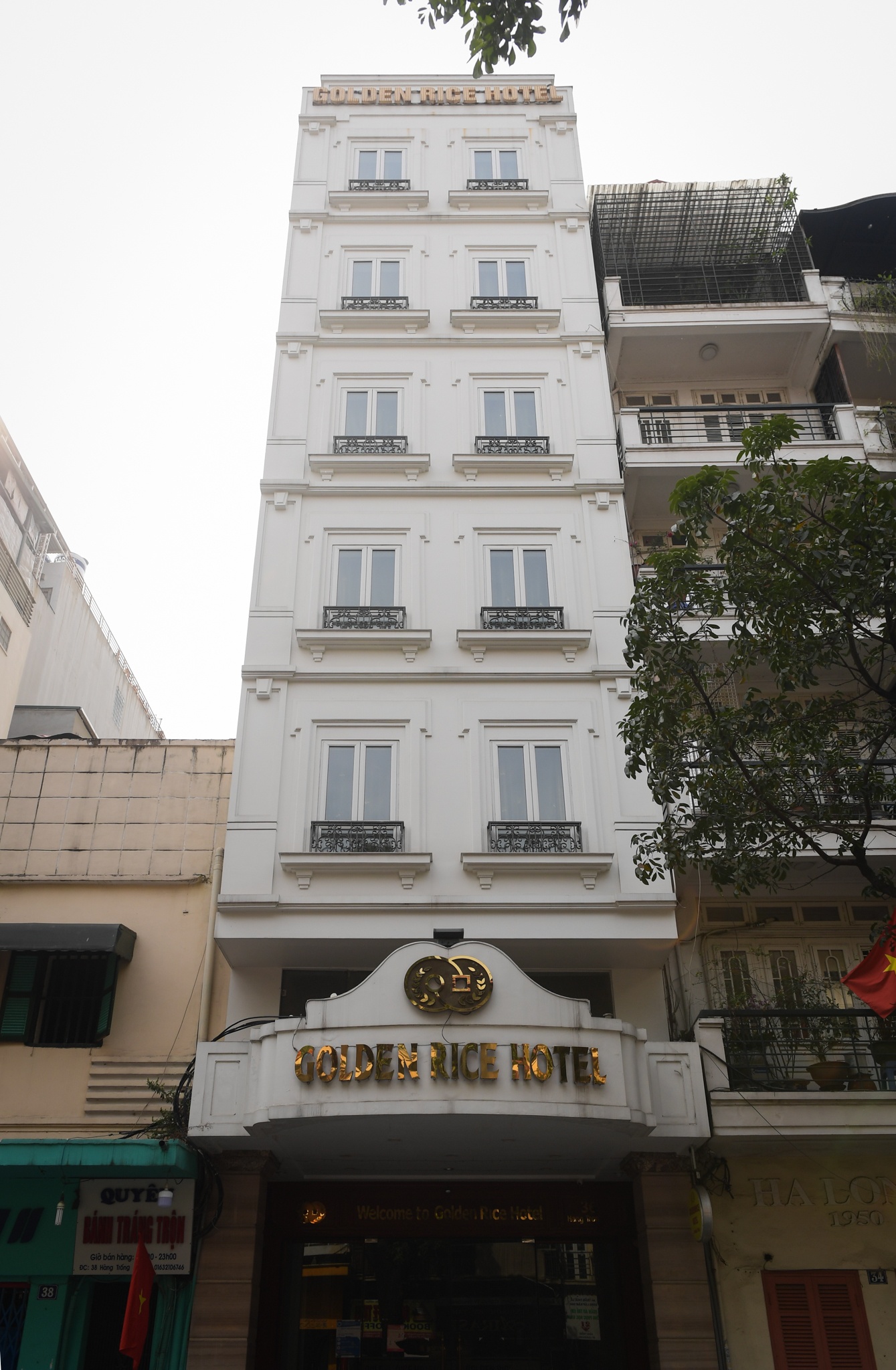 khach san dong cua nghi tet som anh 2