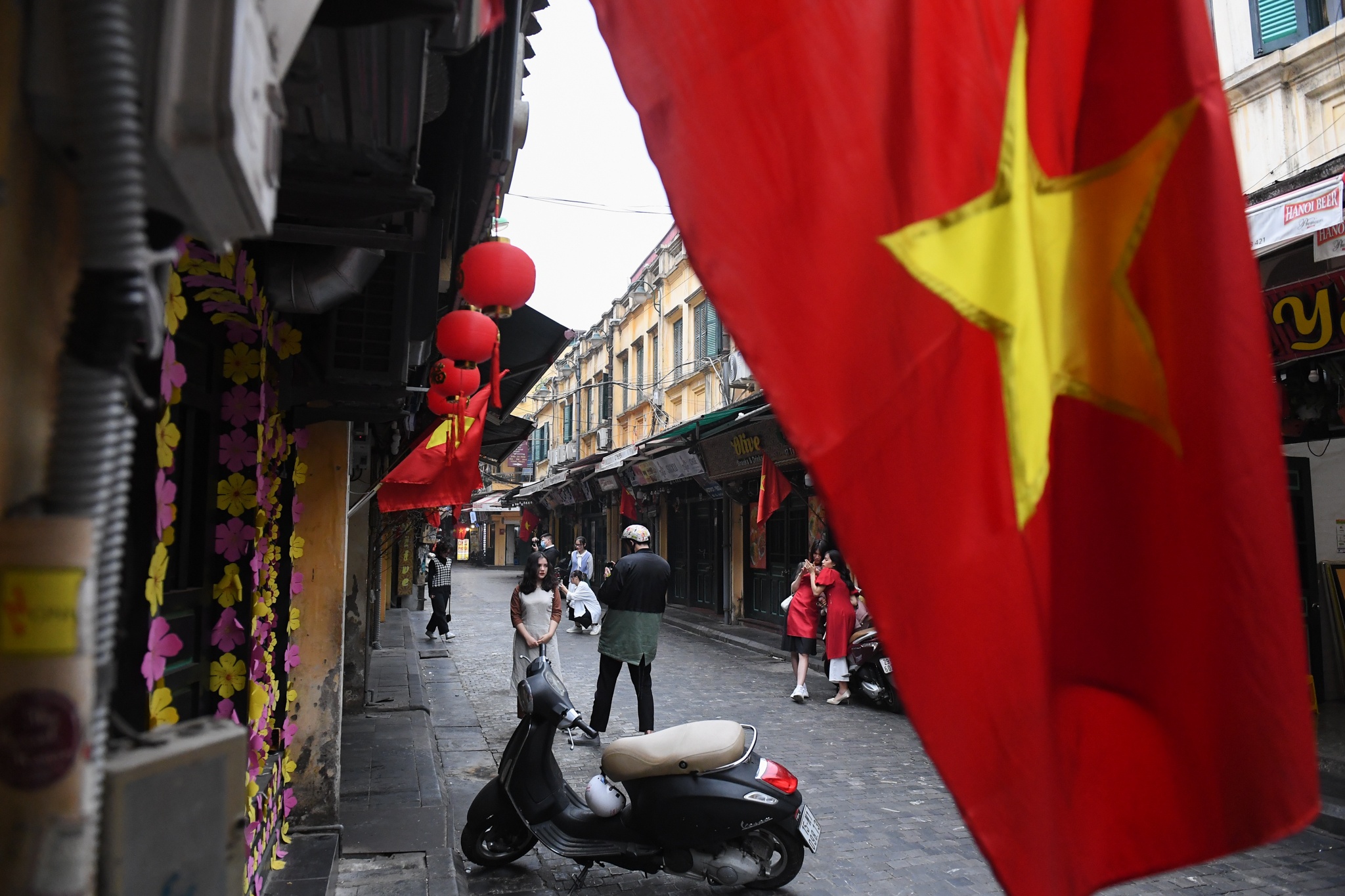 dong cua quan ca phe phong dich anh 6