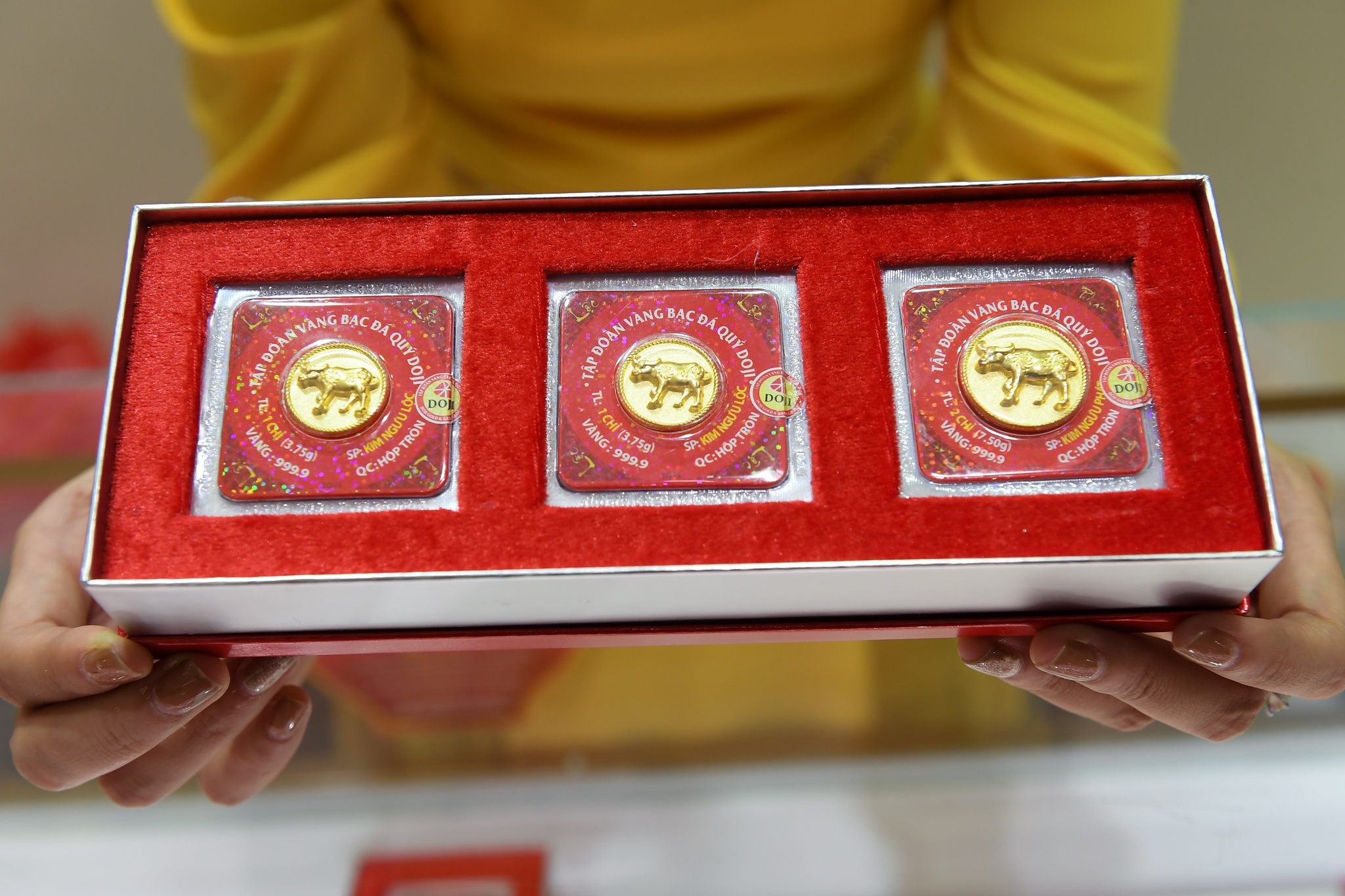 mau trau vang ngay via Than tai anh 2