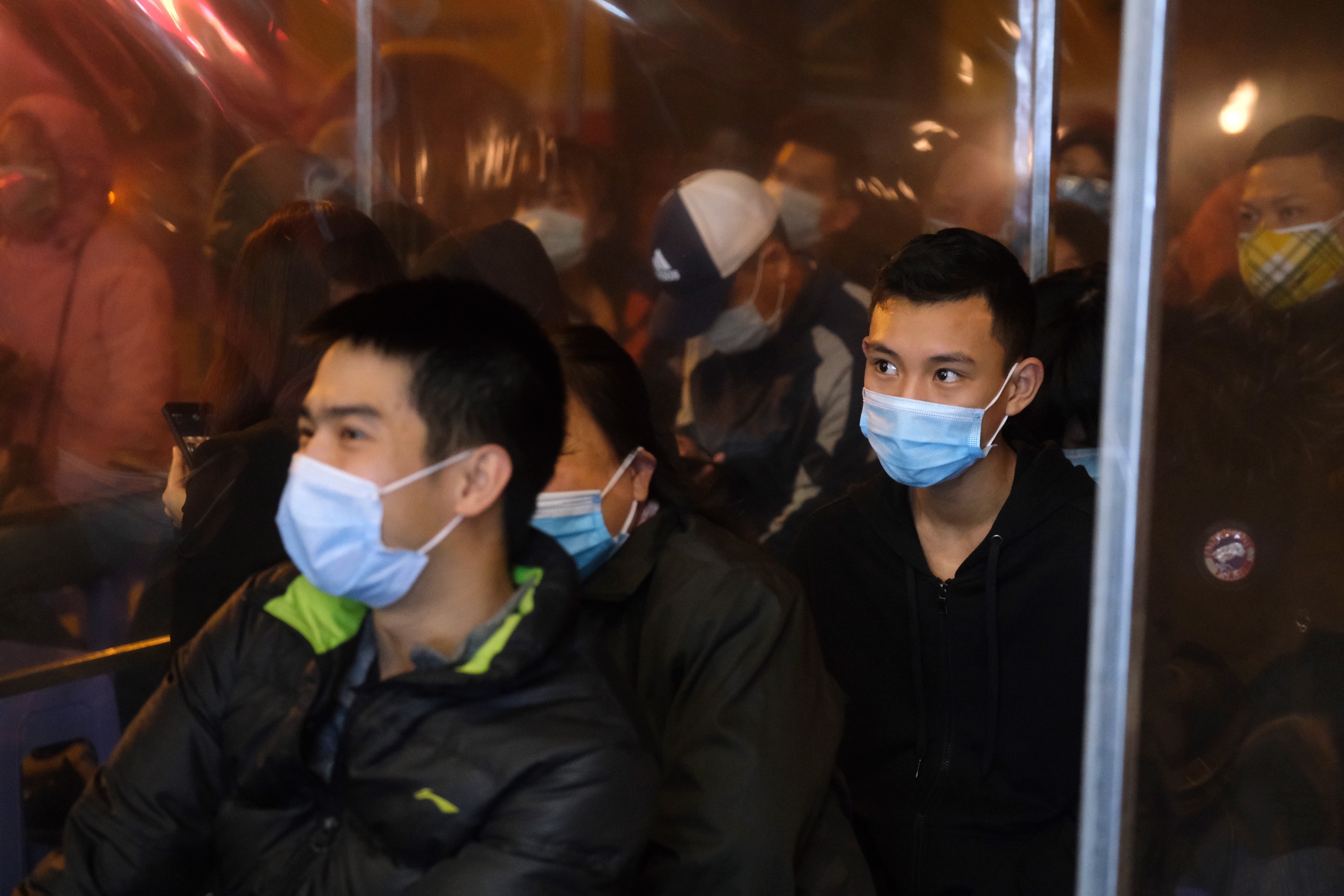 xep hang mua vang ngay via than tai anh 5