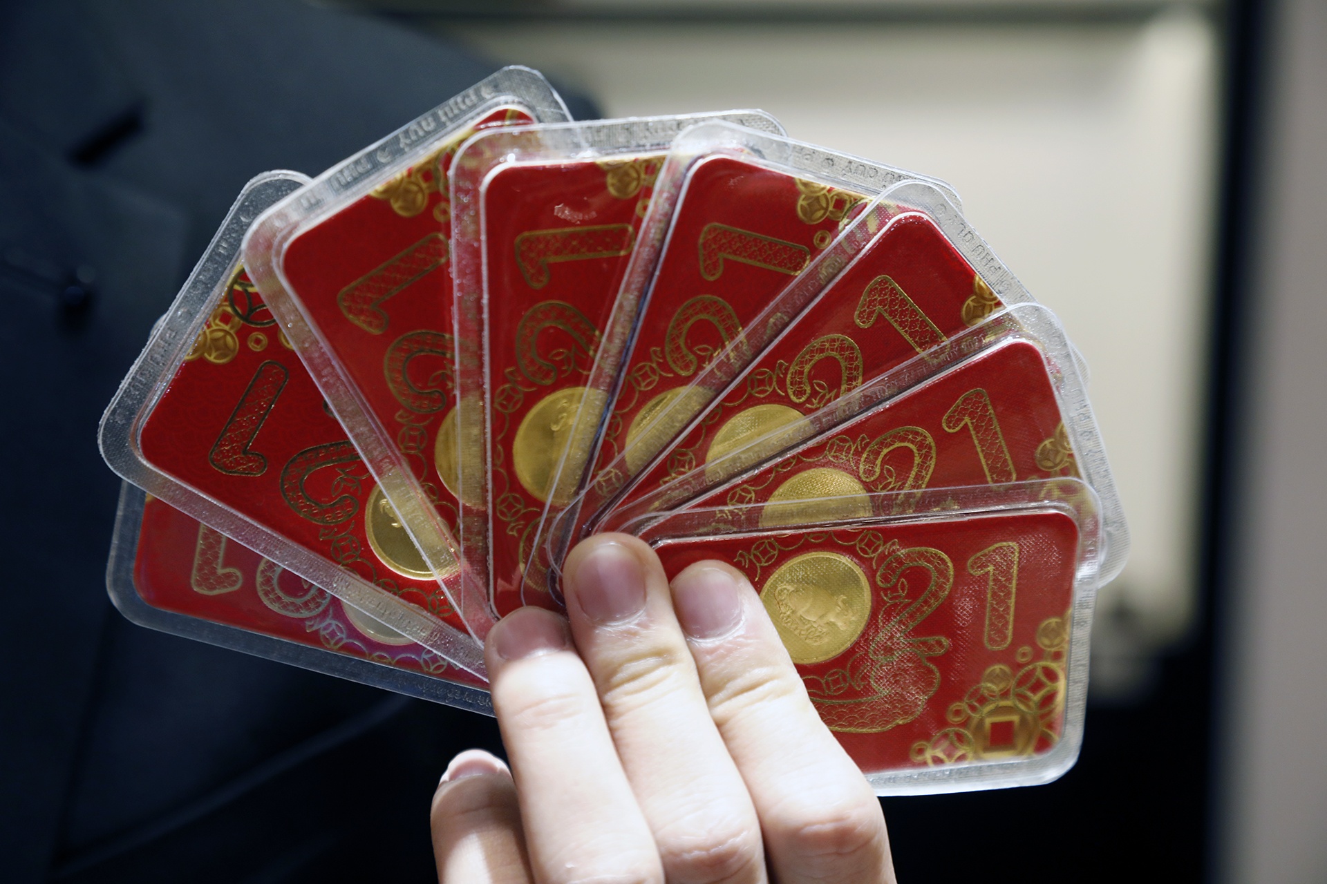 xep hang mua vang ngay via than tai anh 13